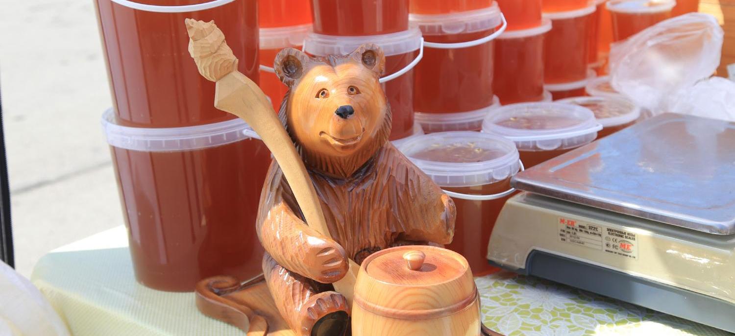 Большую ярмарку мёда развернут 5 августа возле ГПНТБ в Новосибирске