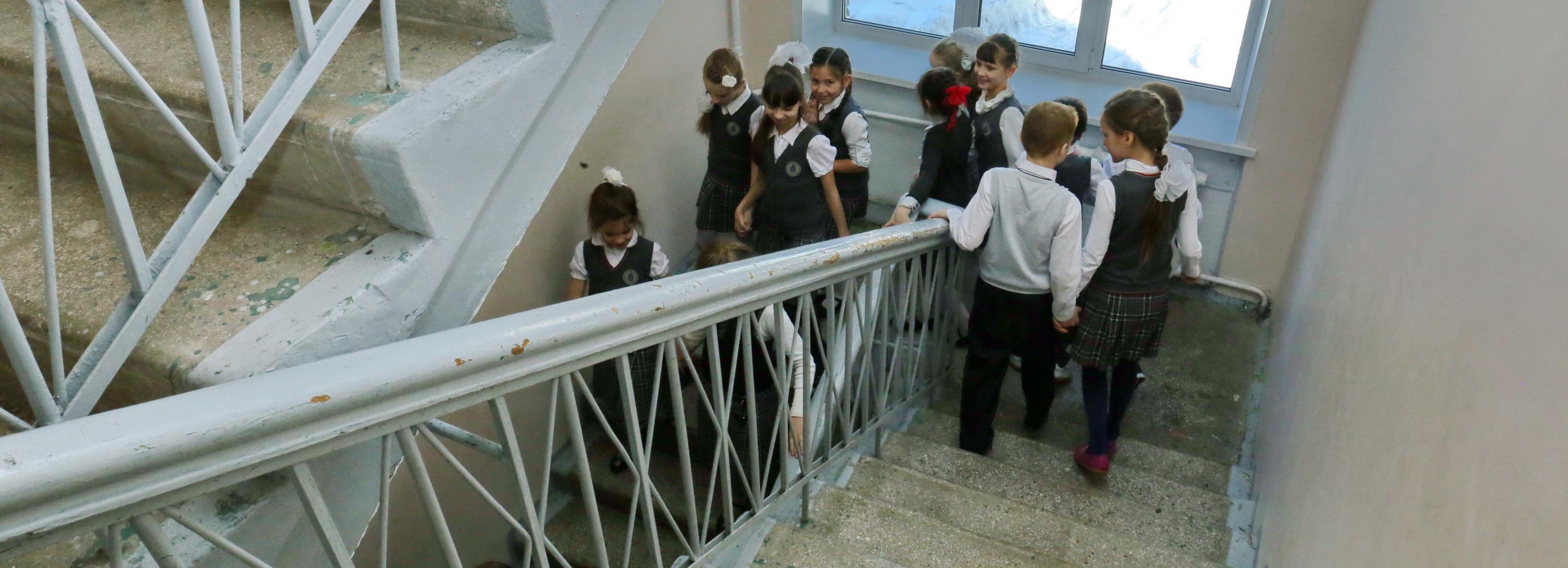 175 классов ушли на карантин по COVID-19 в Новосибирской области