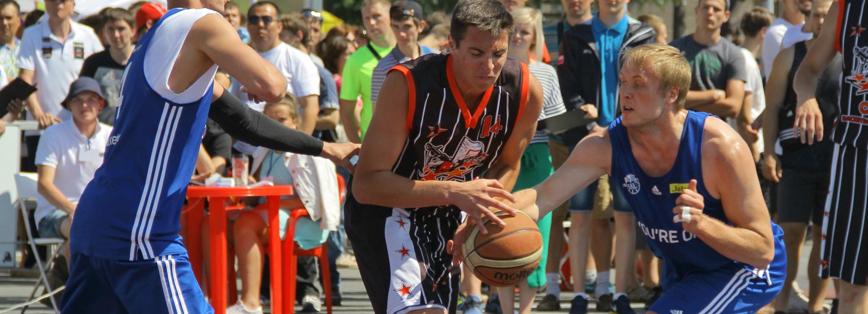 Новосибирцев зовут принять участие в открытом турнире по стритболу