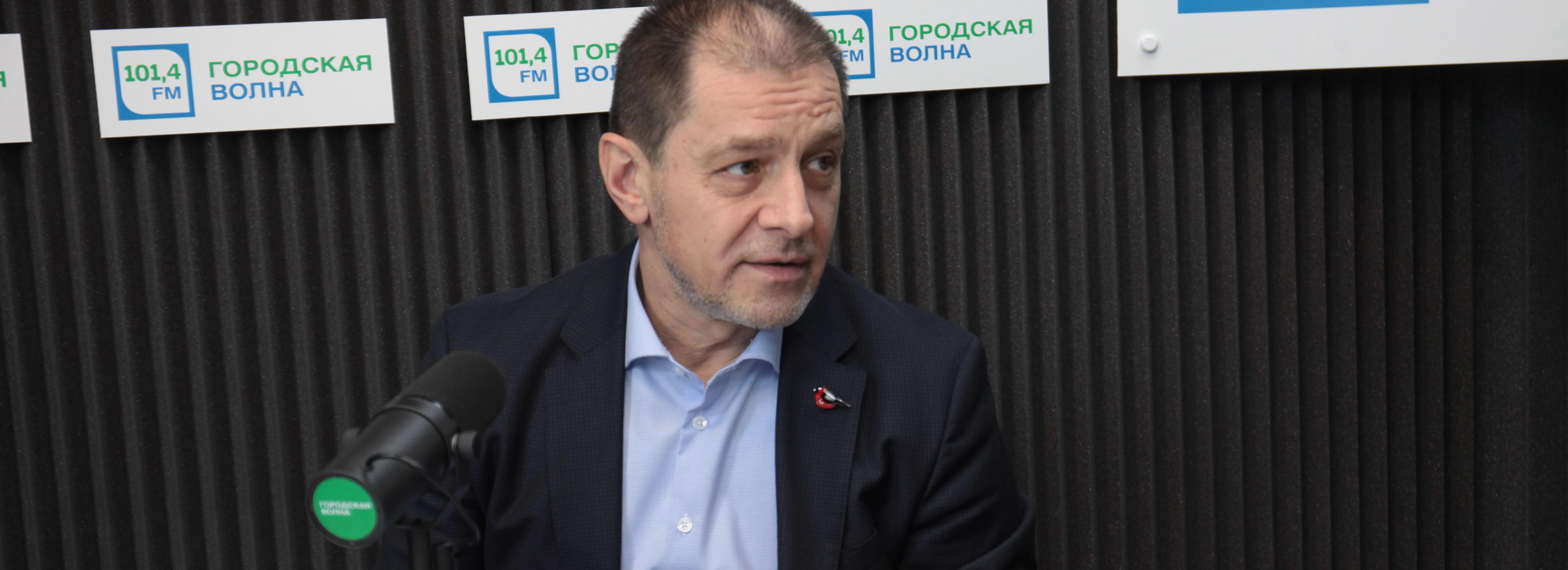 Монастырский сад на Фадеева благоустроят до конца октября