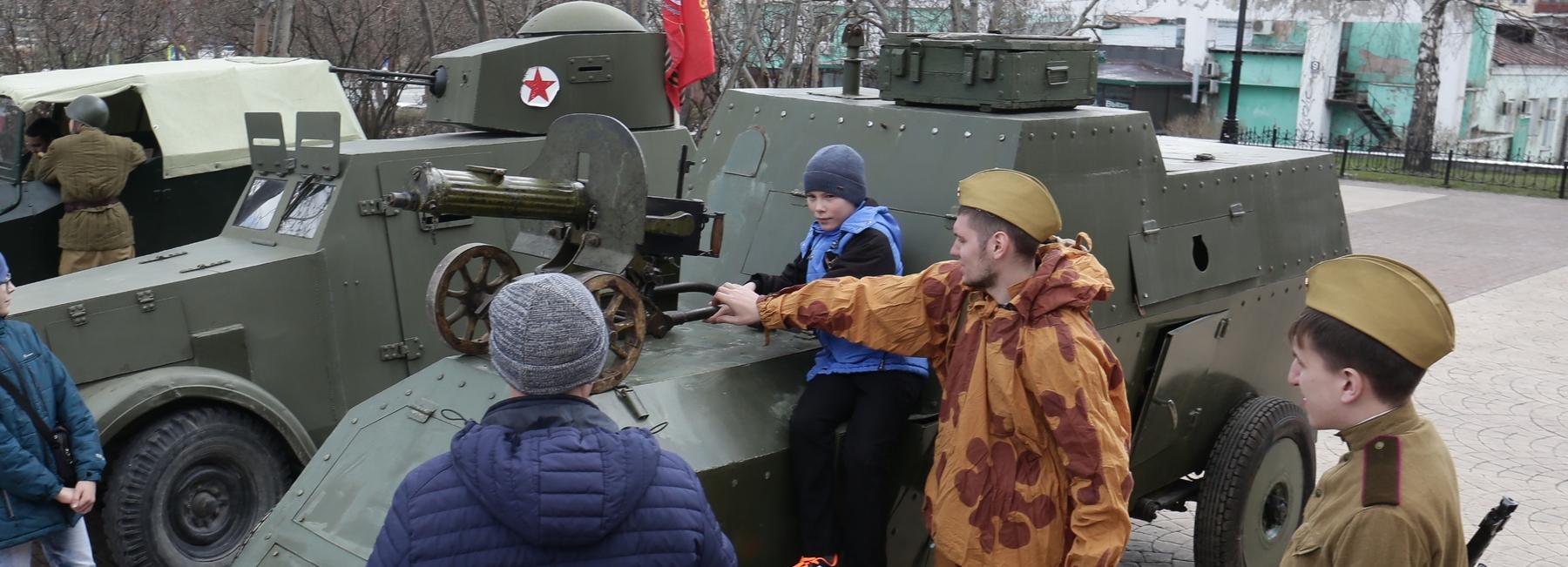 Пламя эстафеты патриотизма поколений передали Посту №1