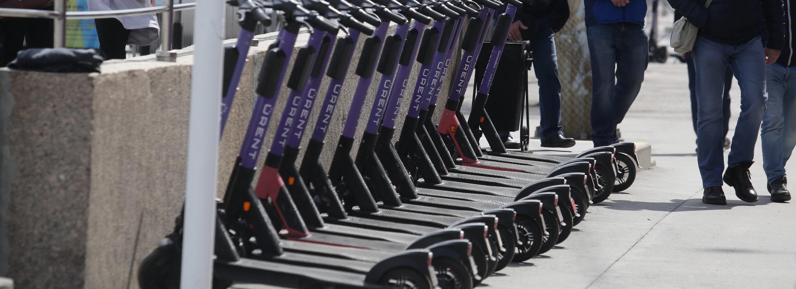 Скорость всех арендных электросамокатов ограничили до 20 км/ч