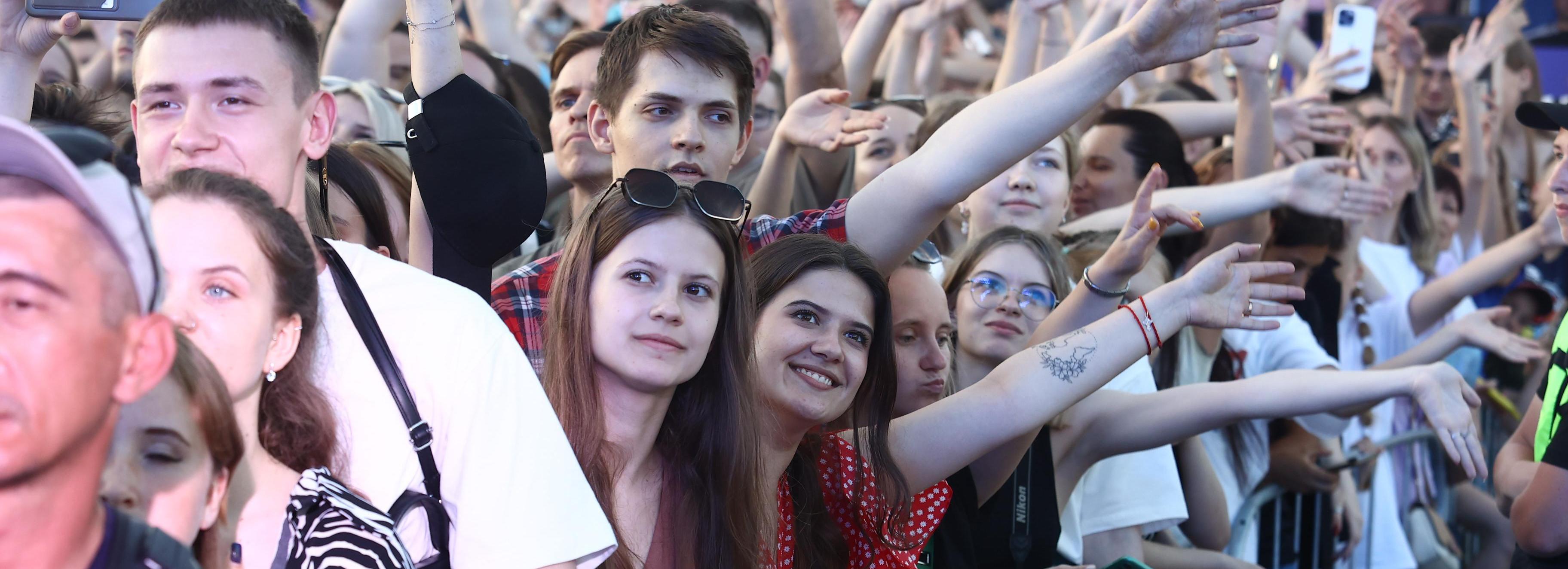 Артисты и спецтехника покажут мюзикл в День города на Красном проспекте