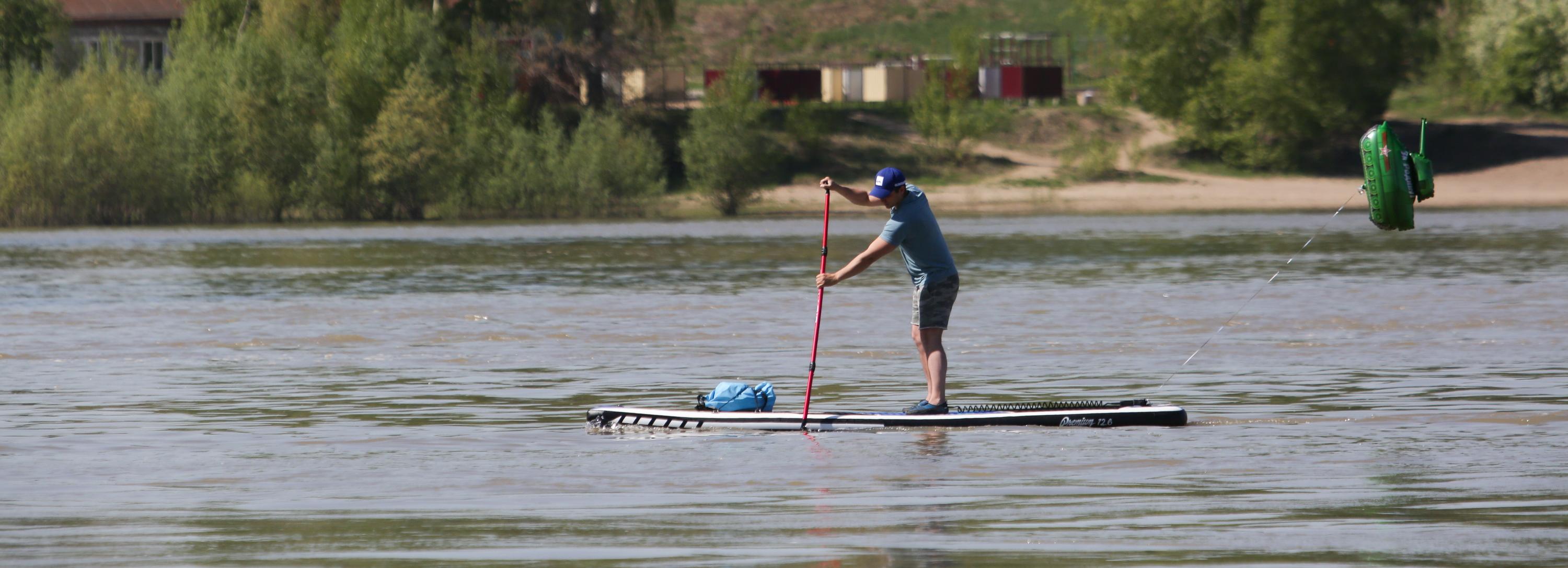 За мусором по Оби: субботник на сапбордах устроили в Новосибирске