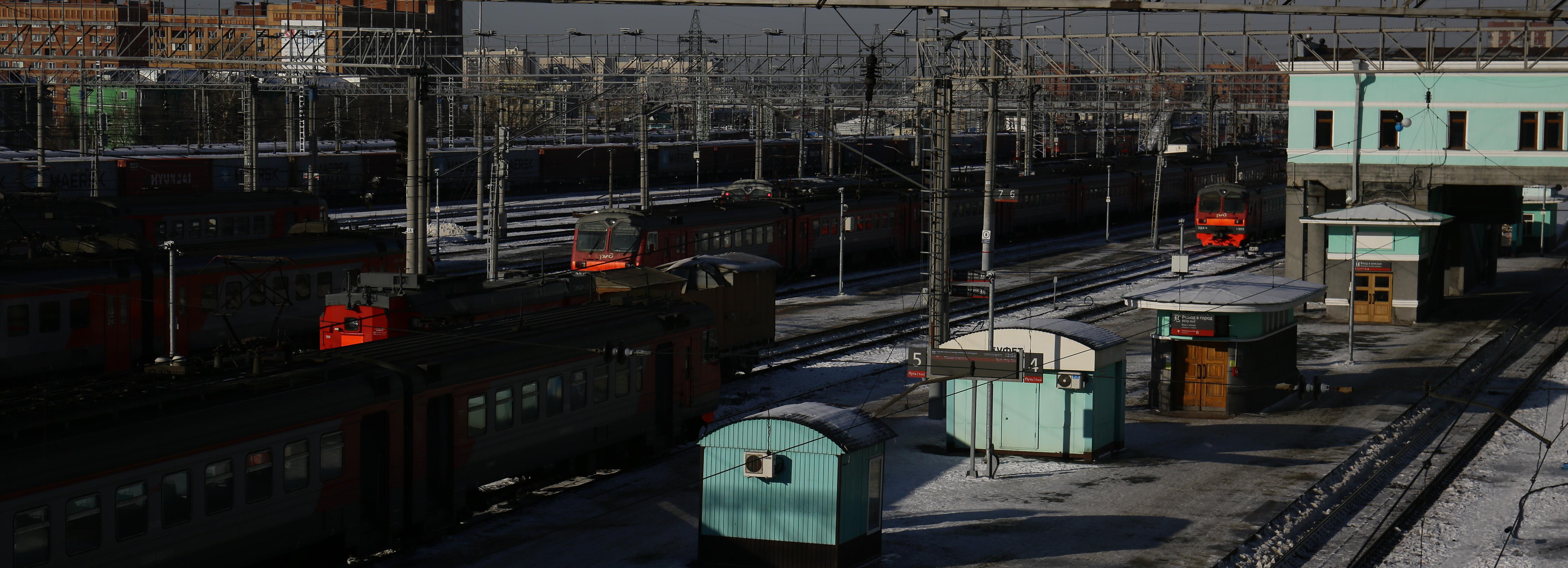 Замначальника депо в Новосибирске поймали на взятке в 450 000 рублей