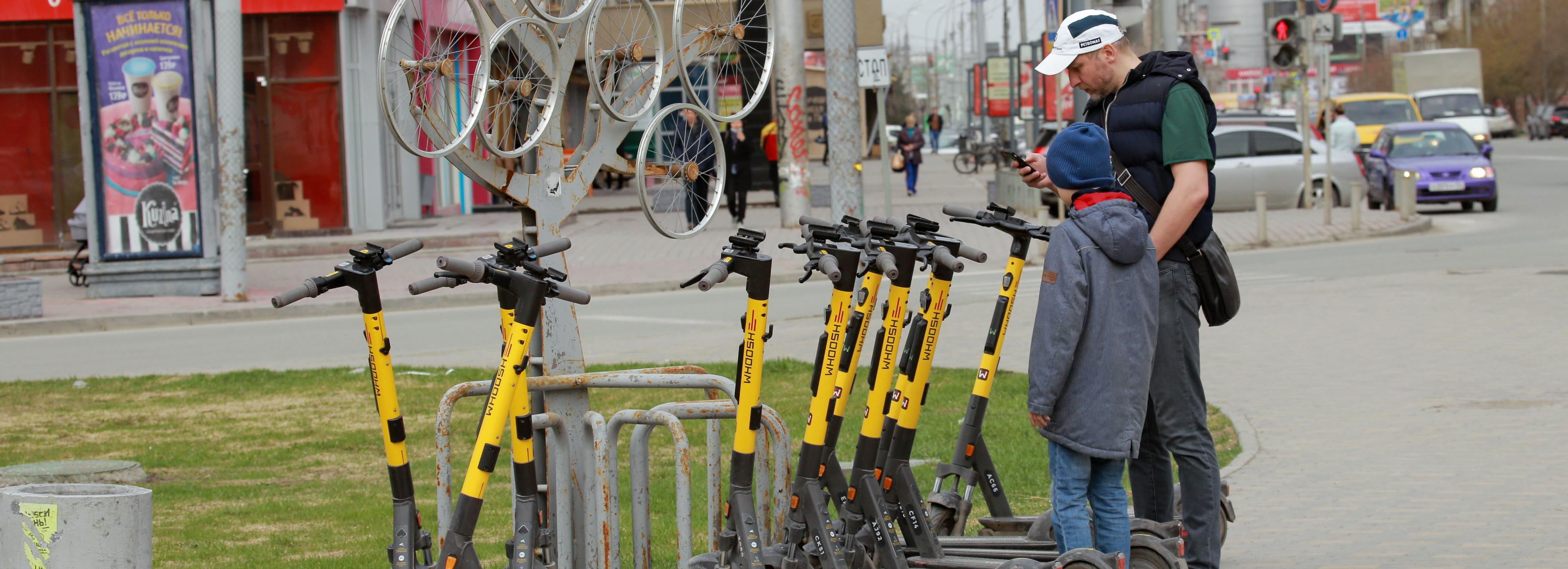 Школу езды на самокатах открыли на три дня на Михайловской набережной