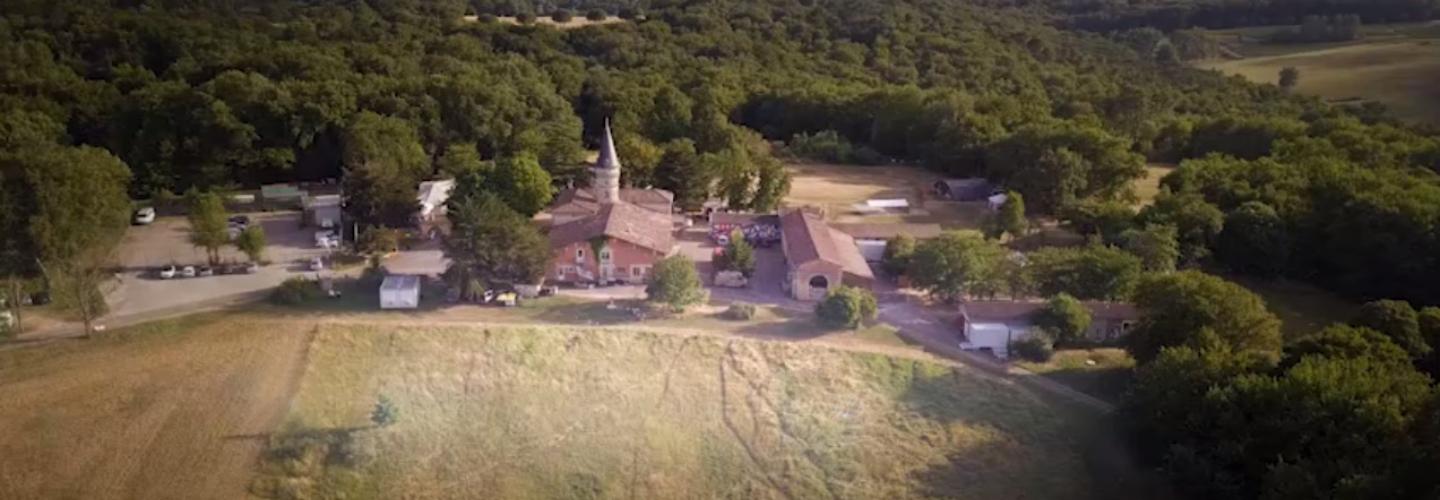 Новосибирцы могут стать волонтёрами во Франции и пожить в старинном замке