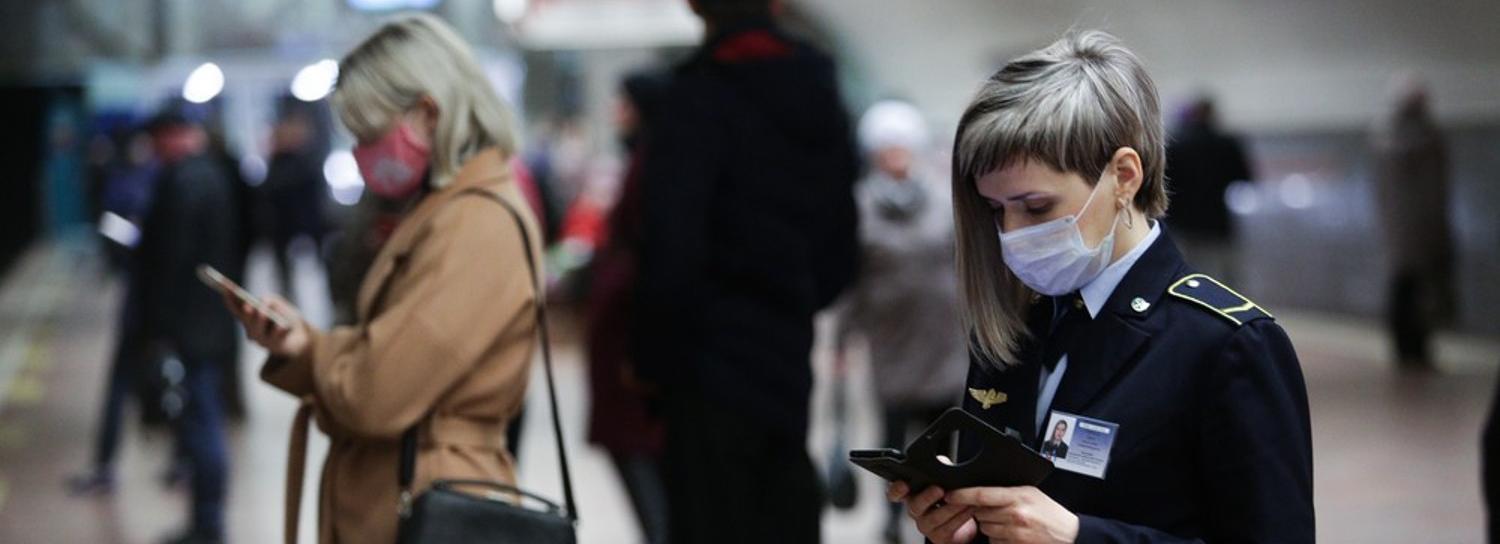 200 пассажиров без масок не пустили в метро Новосибирска