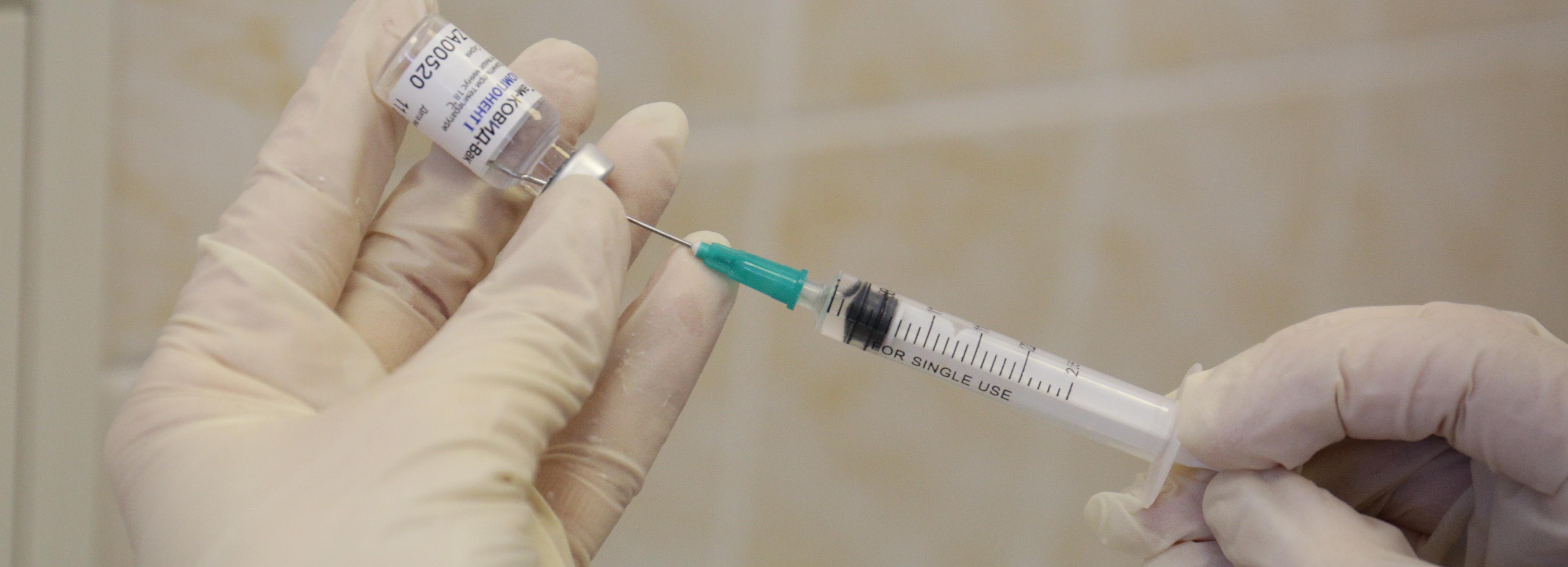 Коротко: мэр Локоть о прививке от коронавируса