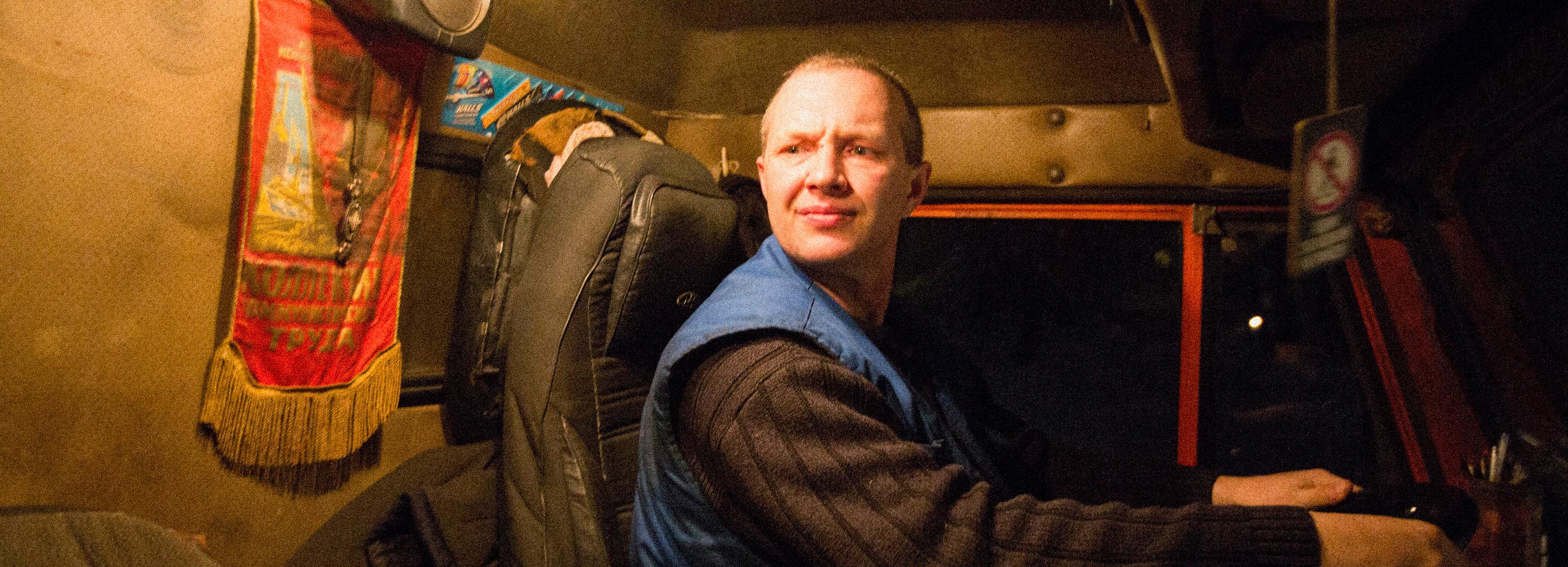 Водитель мусоровоза из Новосибирска попал в проект Константина Богомолова