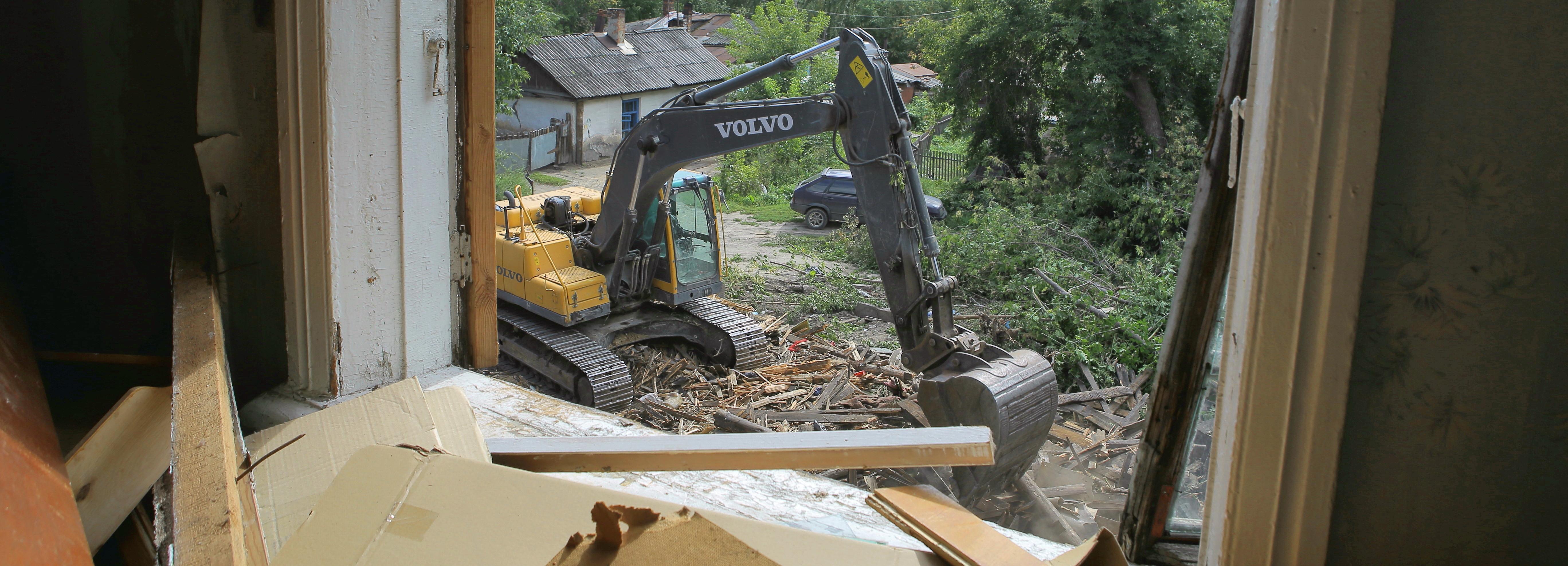 Новые программы КРТ позволят расселить 192 аварийных дома в Новосибирске