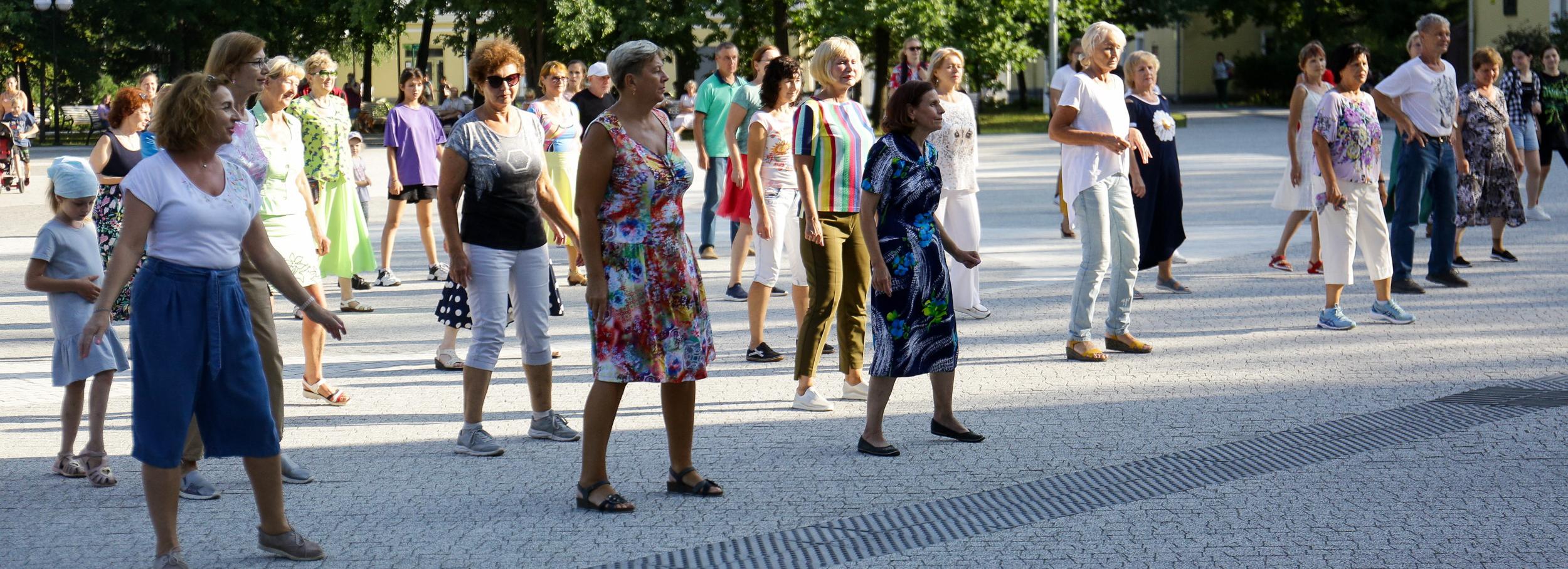 Афиша выходных: гастрофестиваль, жаркая латина и саундтреки на органе