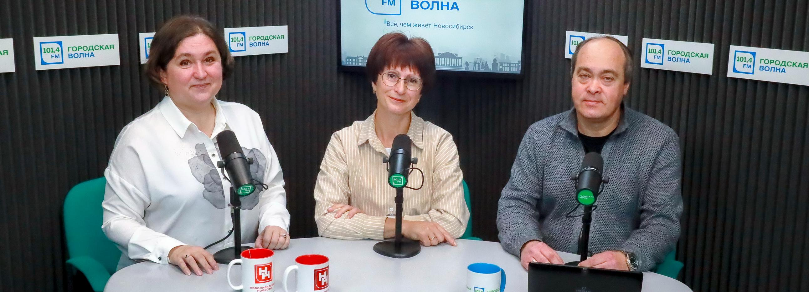 Разговор об истории: красный дырокол, белый баян и смысловые оттенки