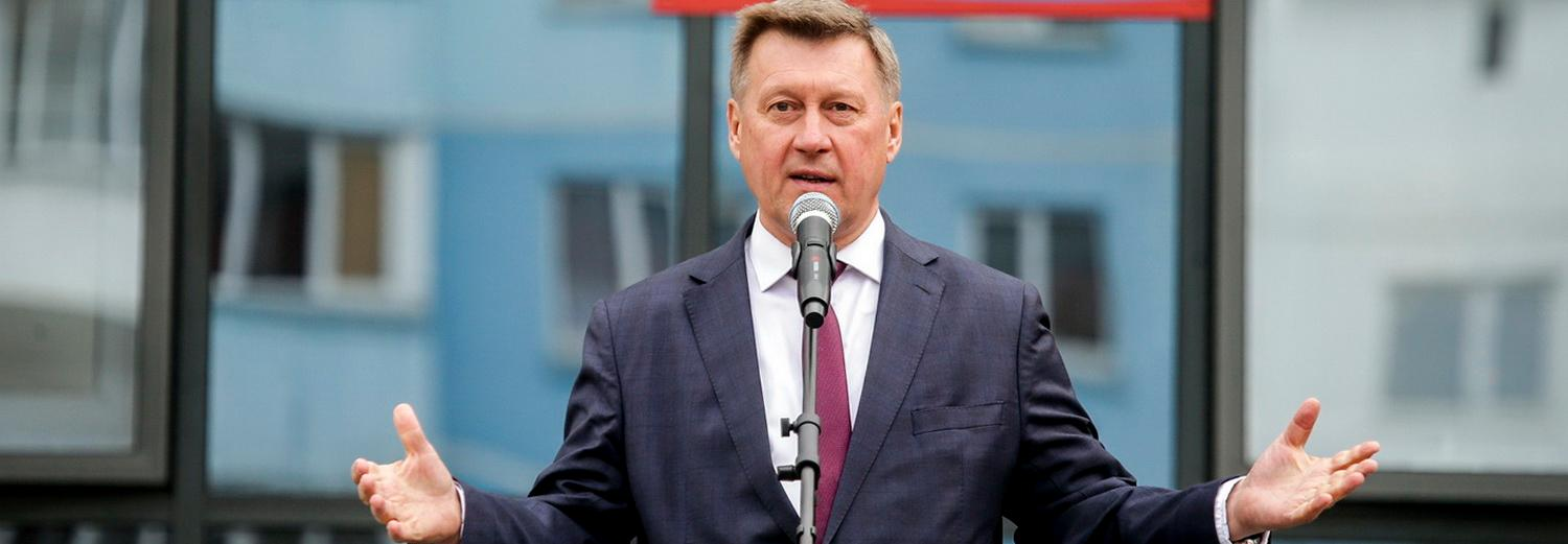 Локоть поздравил сибирские города с присвоением почётного звания