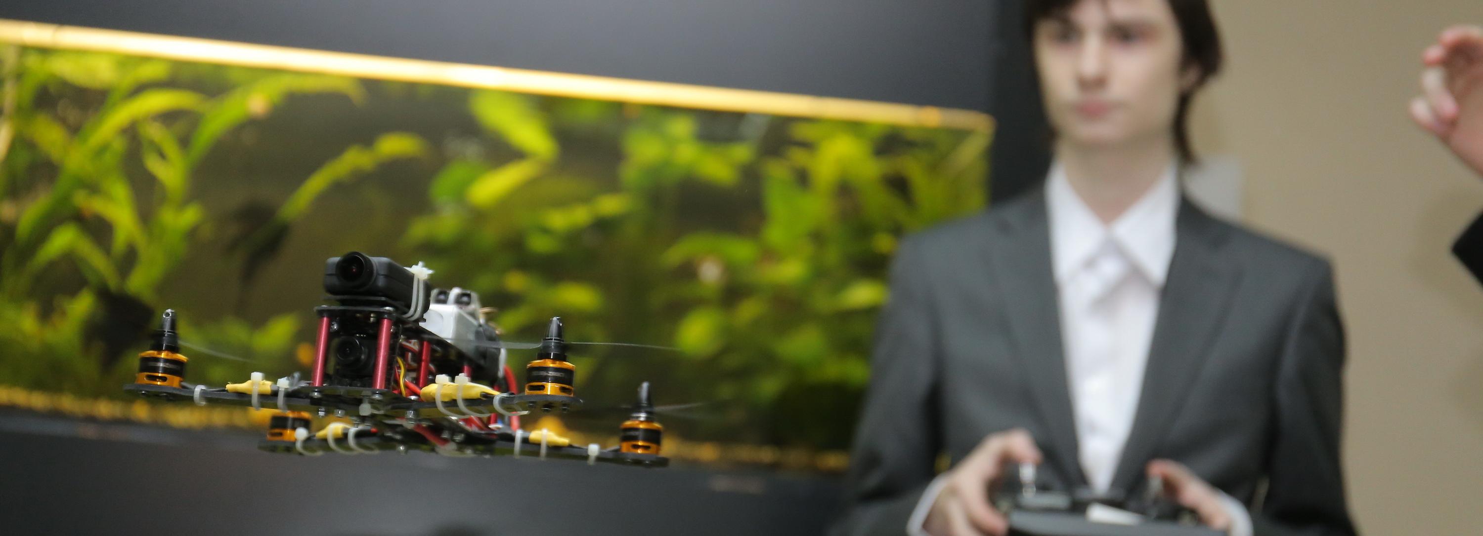 Устройство для сброса груза с дронов разработают студенты СГУГиТ