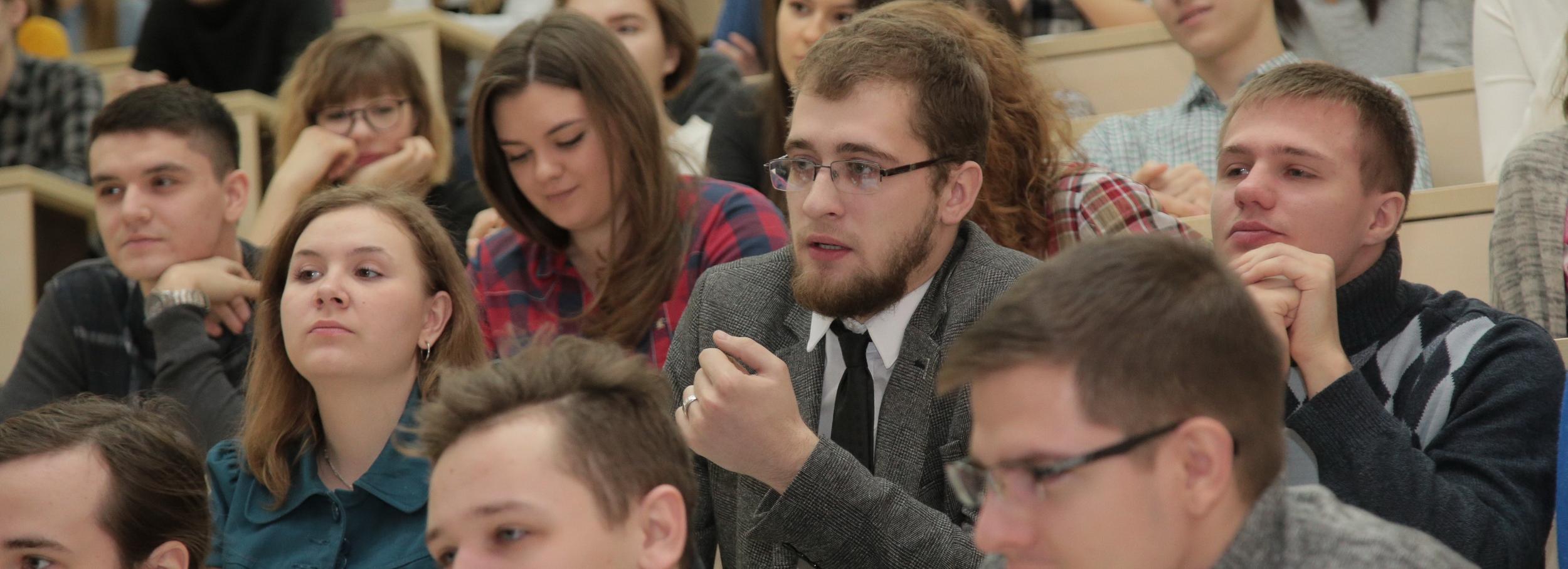 Власти утвердили число бюджетных мест в вузах на 2025 год в Новосибирске