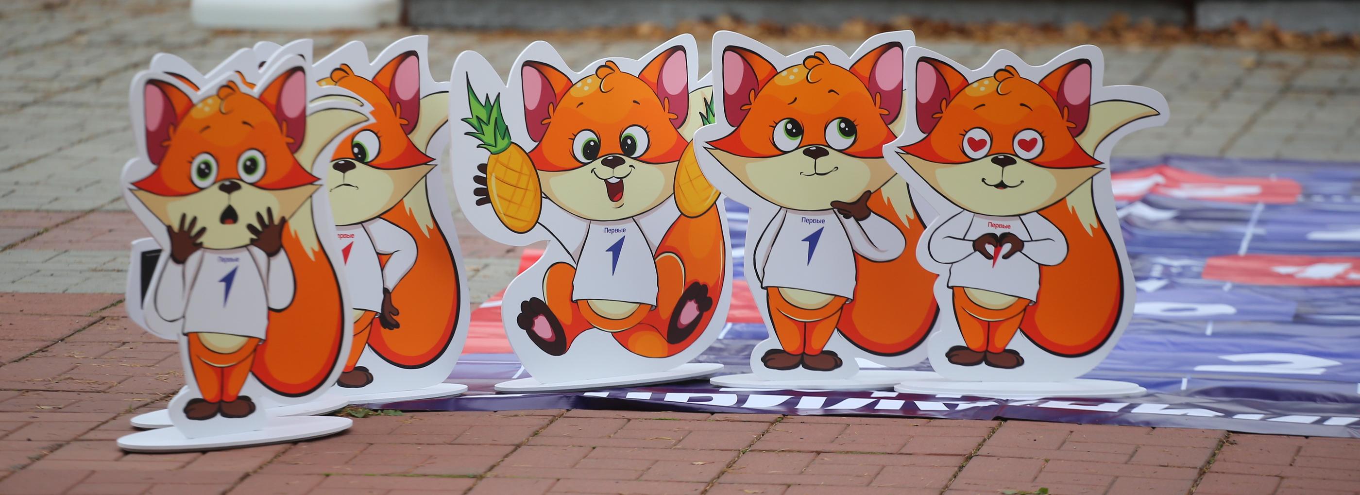 Травников поручил усилить борьбу с нелегальными детскими лагерями