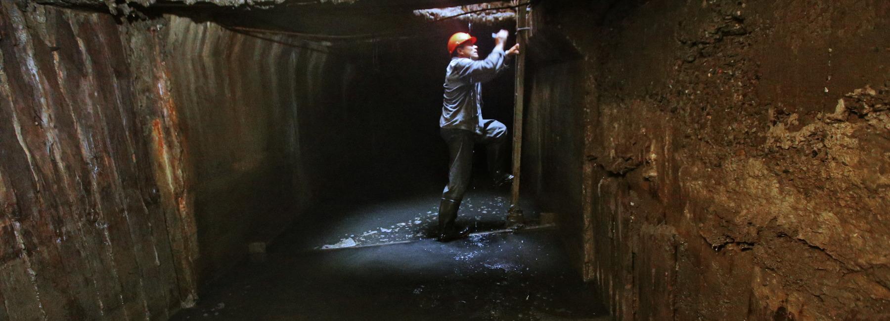 15 миллионов рублей заложили на очистку ливнёвок в Новосибирске