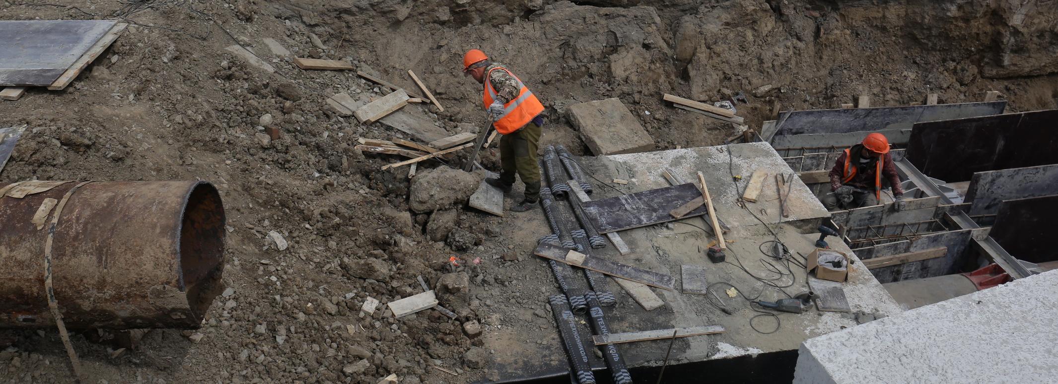 Перекрёсток на Советской раскопали из-за ремонта теплотрассы