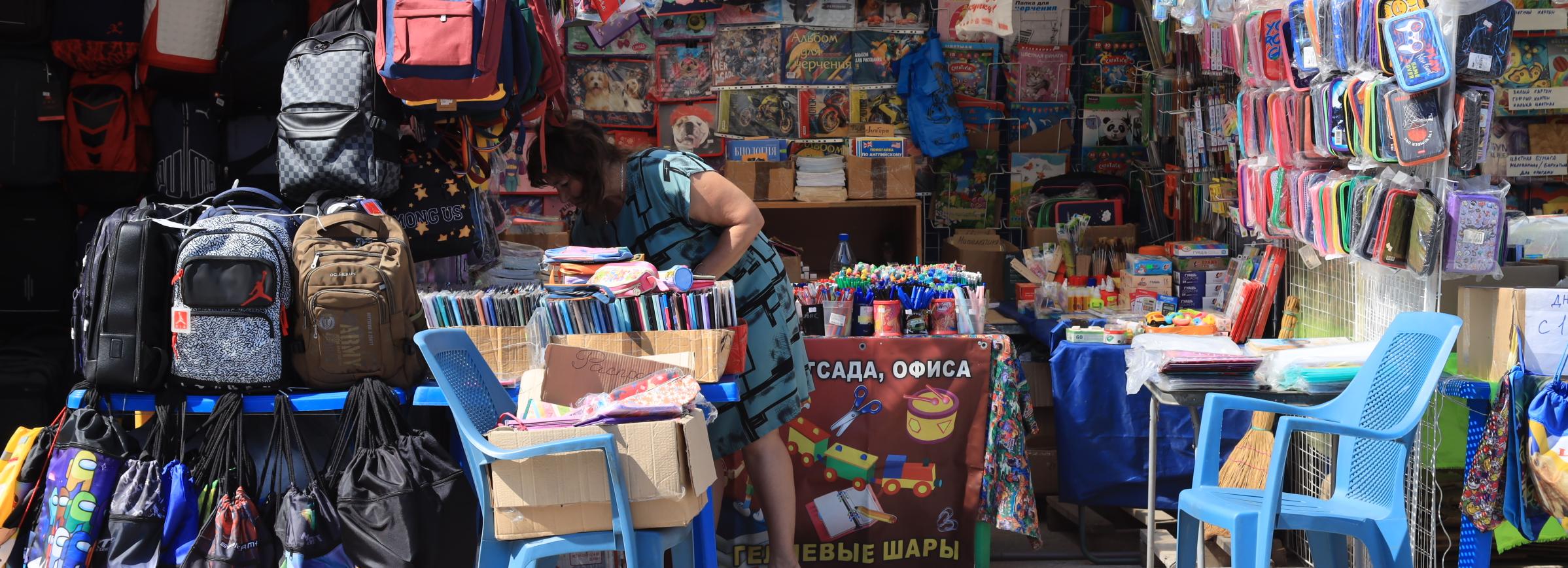 Ещё две школьные ярмарки развернут с 16 августа на левом берегу