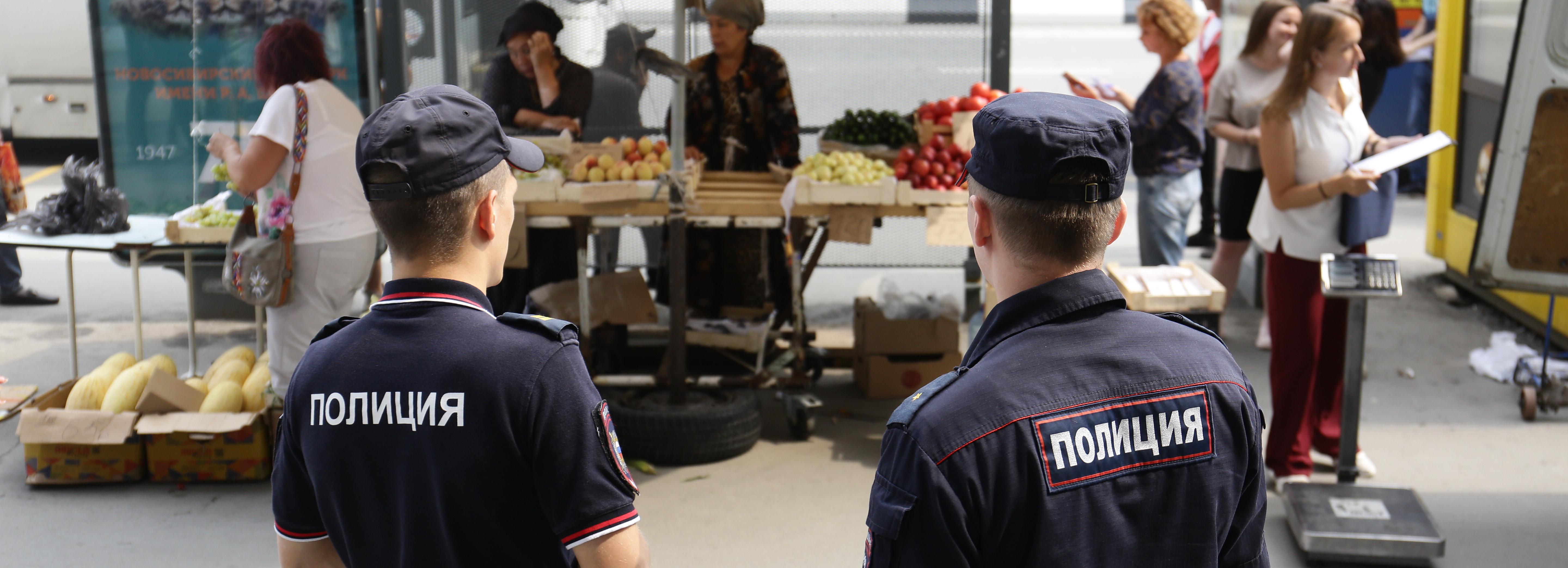 Мэр Локоть: «Торговля с кибиток уродует площадь Калинина»