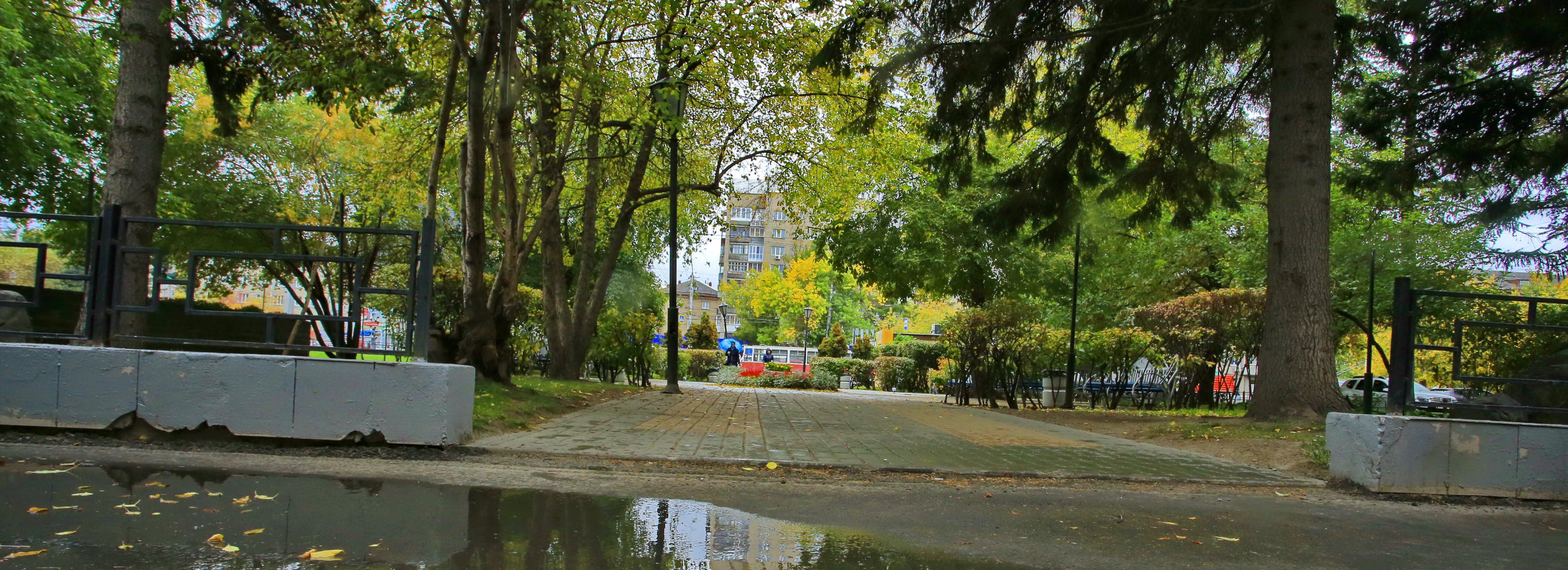 В Новосибирске появились сквер Пограничников и аллея Призывника