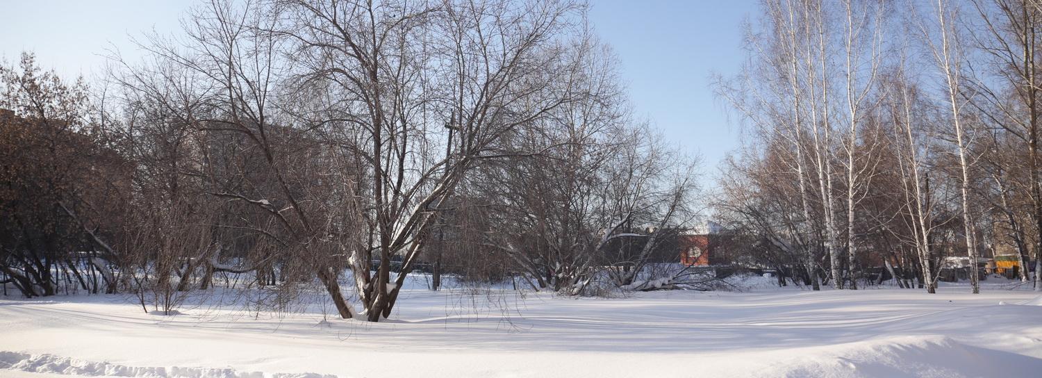 Землю рядом со сквером на Демакова продали по закону — прокуратура