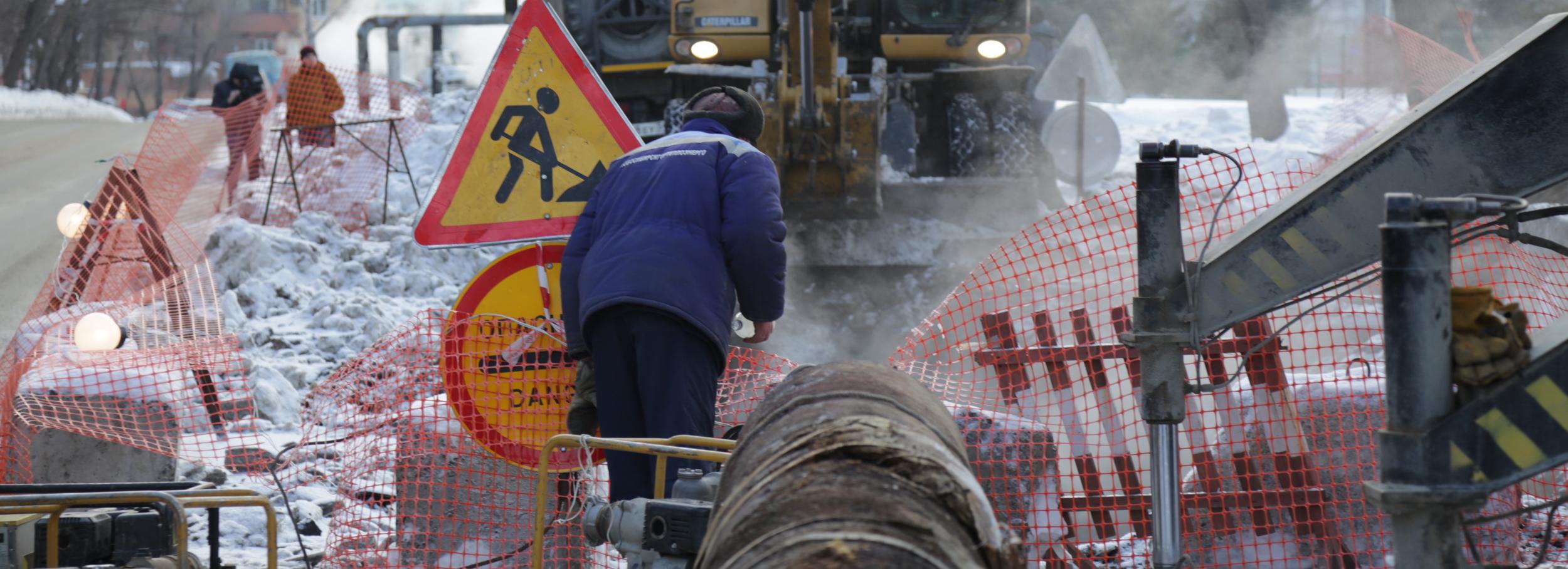 Улицу Адриена Лежена перекрыли до 31 декабря из-за работ на теплотрассе