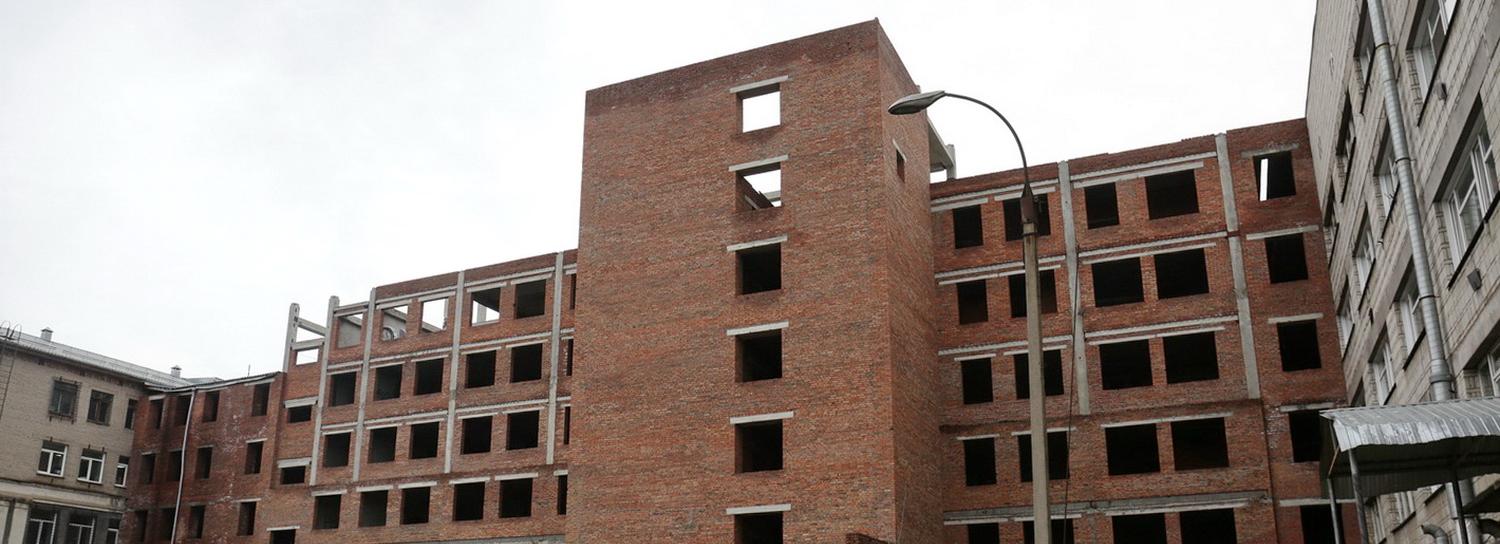 Реанимационный корпус 34-й больницы на Титова начали достраивать