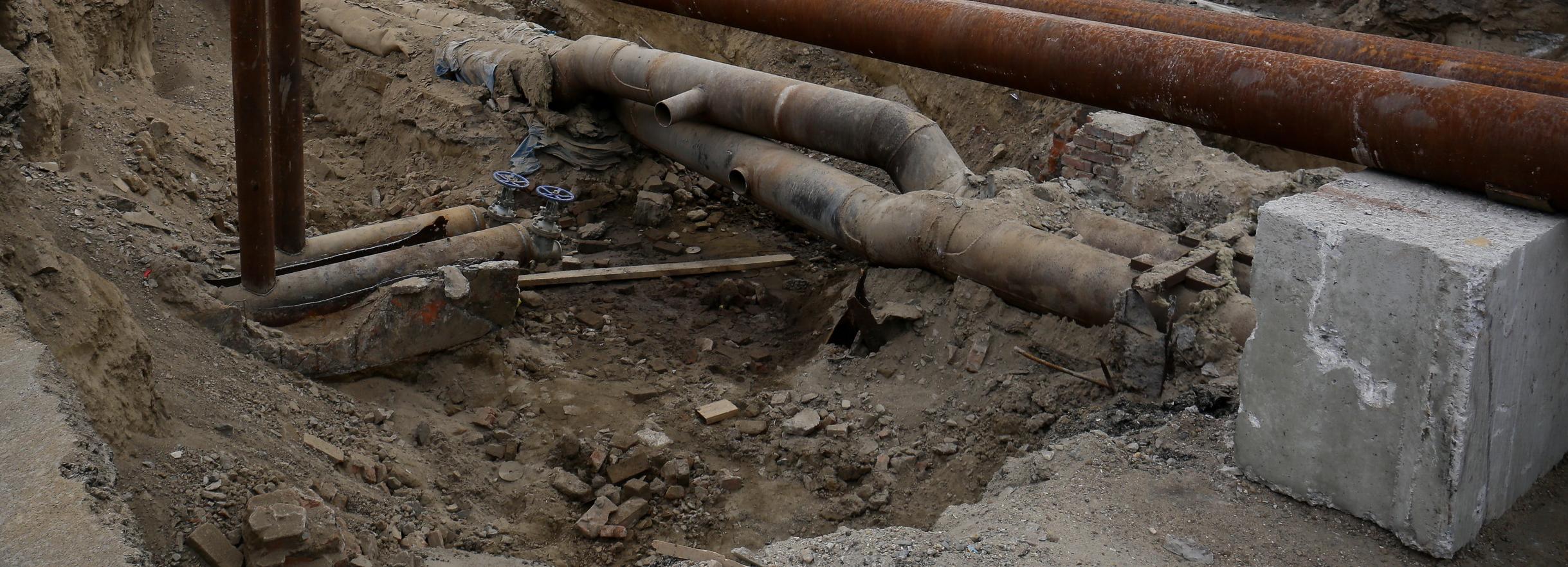 Улицу Серебренниковскую возле педколледжа сузили на 4,5 метра