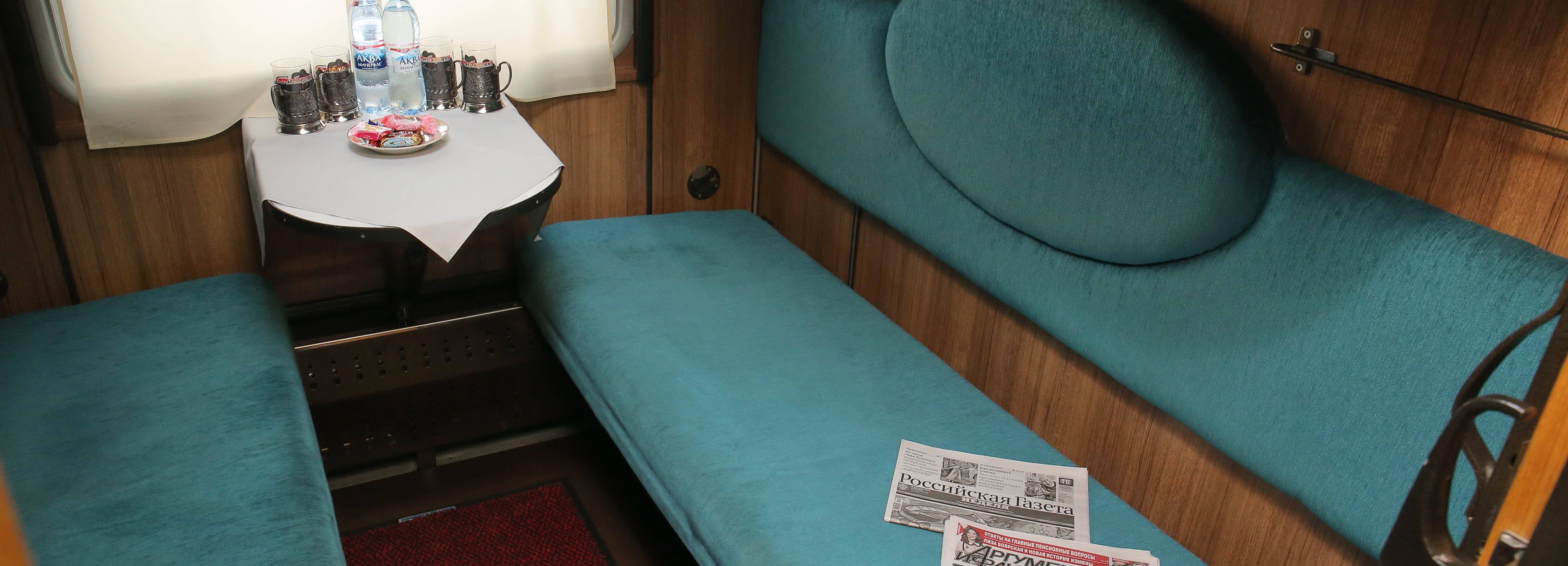 РЖД определило, сколько пассажир с верхней полки может сидеть на нижней