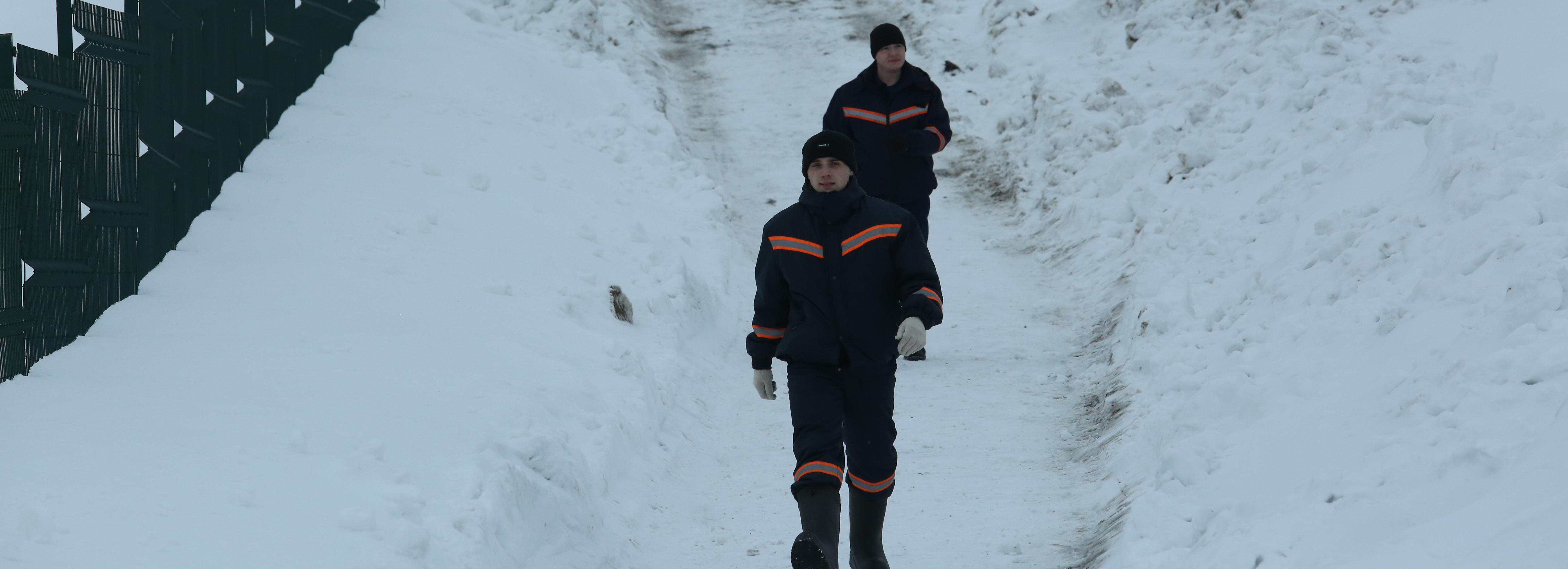 Обмороженного «кладоискателя» нашли спасатели у озера в Новосибирске