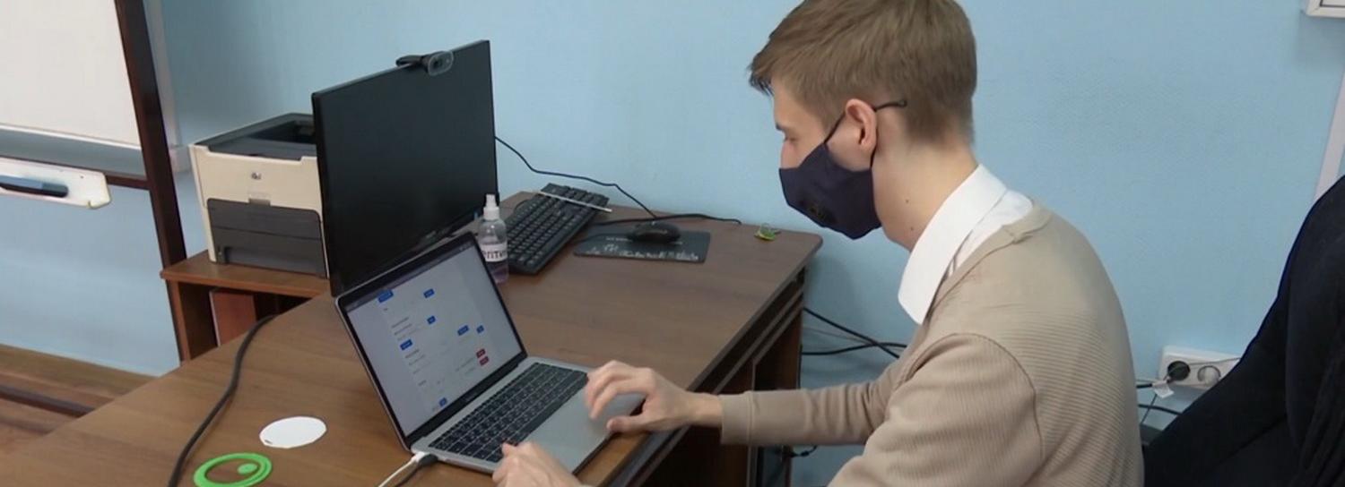 Умную таблетницу создал новосибирский студент — как она работает