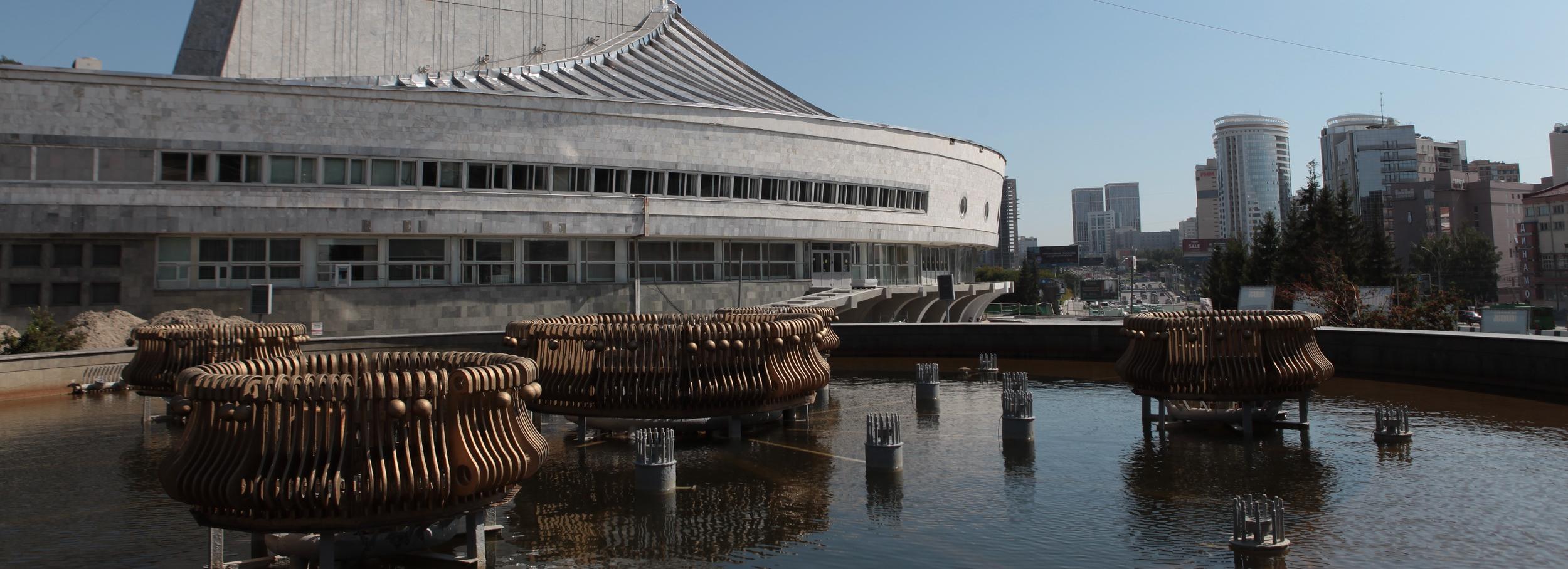 «Гадкий утёнок»: артист с синдромом Дауна выйдет на сцену «Глобуса»