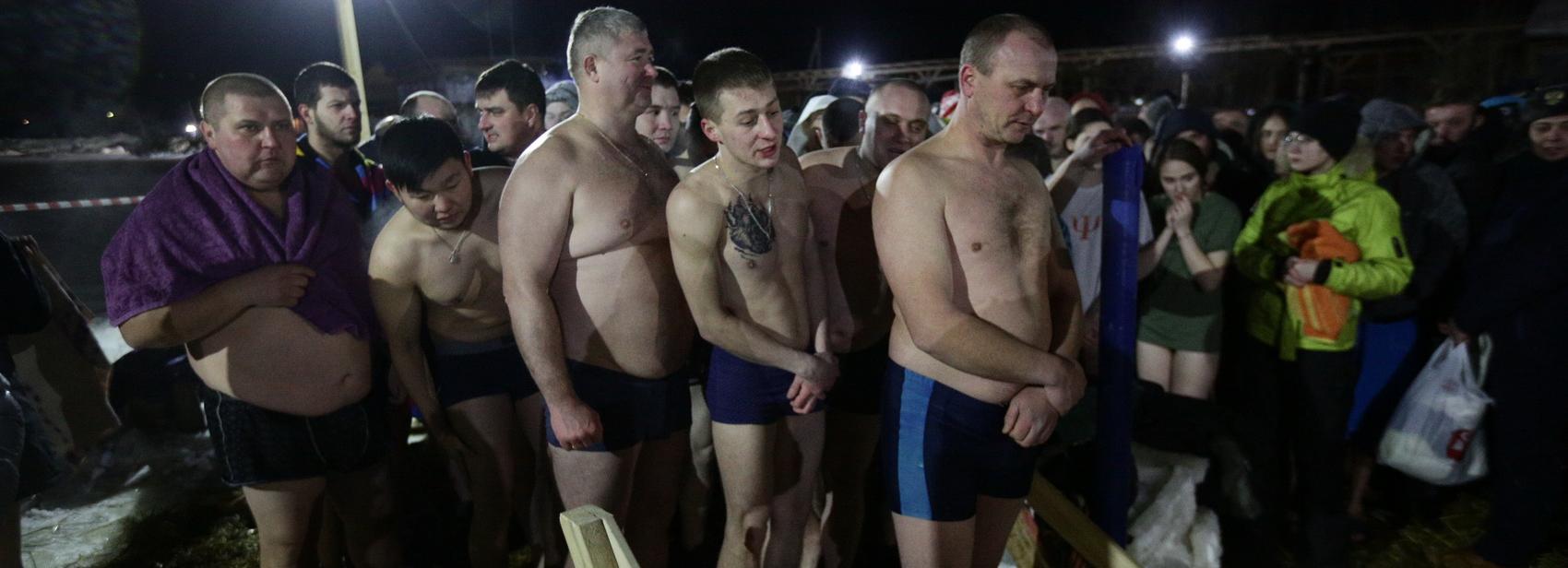 На Крещение в Новосибирске оборудуют купели на Затоне и причале МЧС