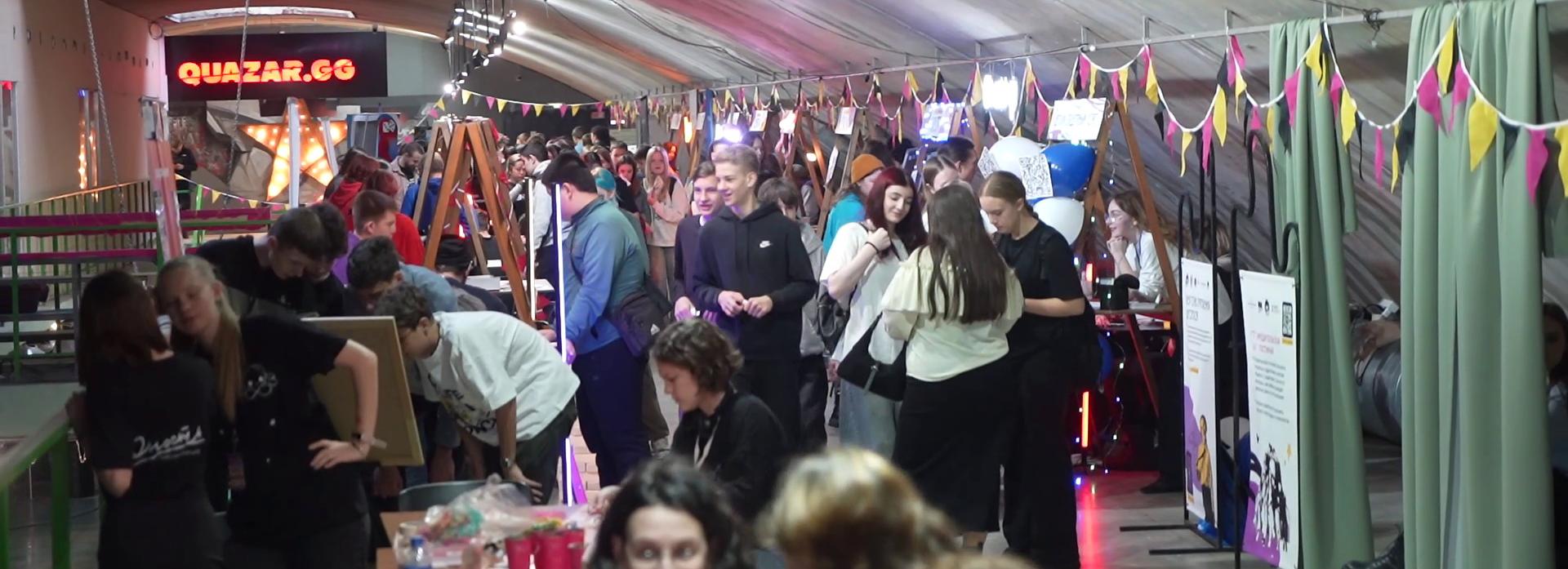 Новосибирские подростки нашли новые увлечения на фестивале «Время юности»