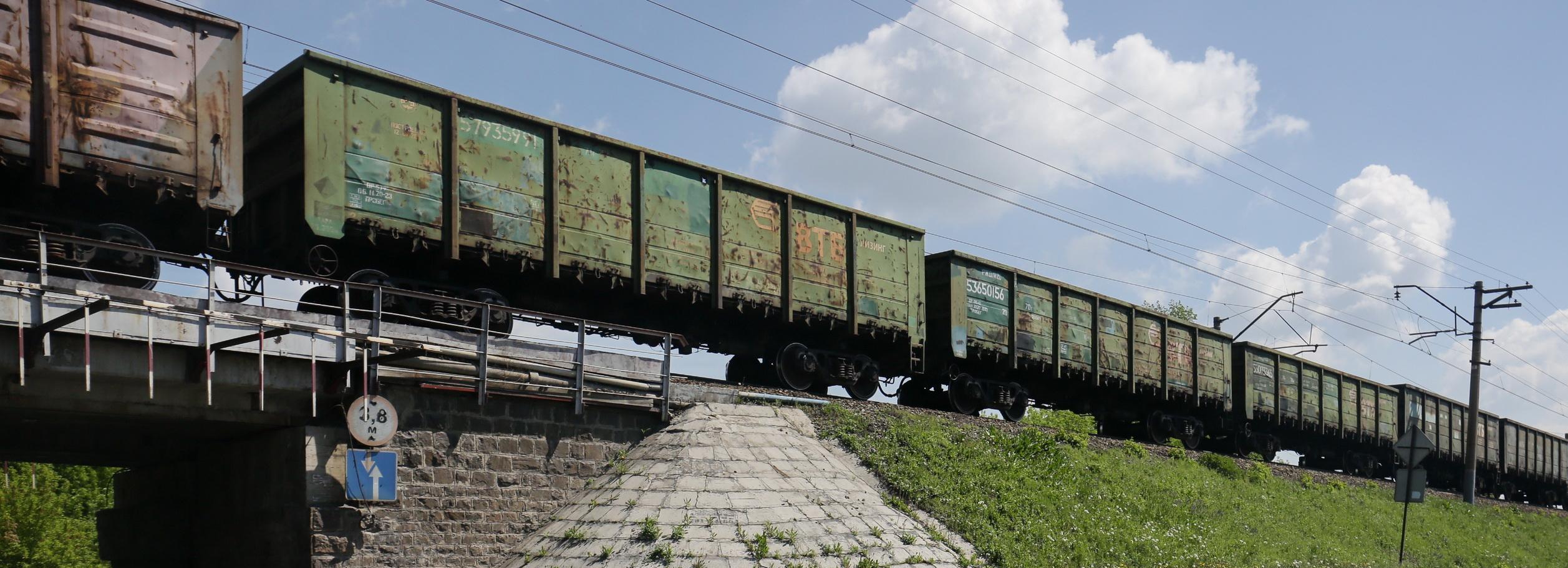 Два вагона с углём сошли с рельсов на станции под Новосибирском