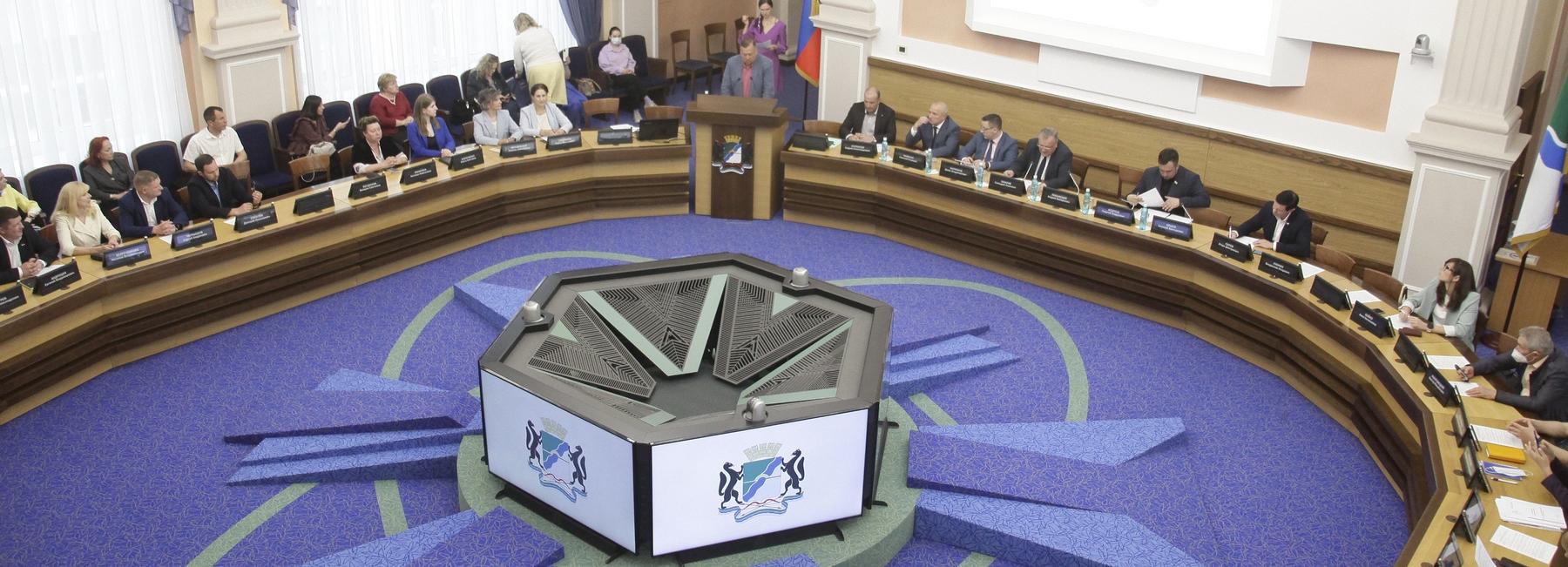 Тысячу организаций создают каждый месяц в Новосибирской области