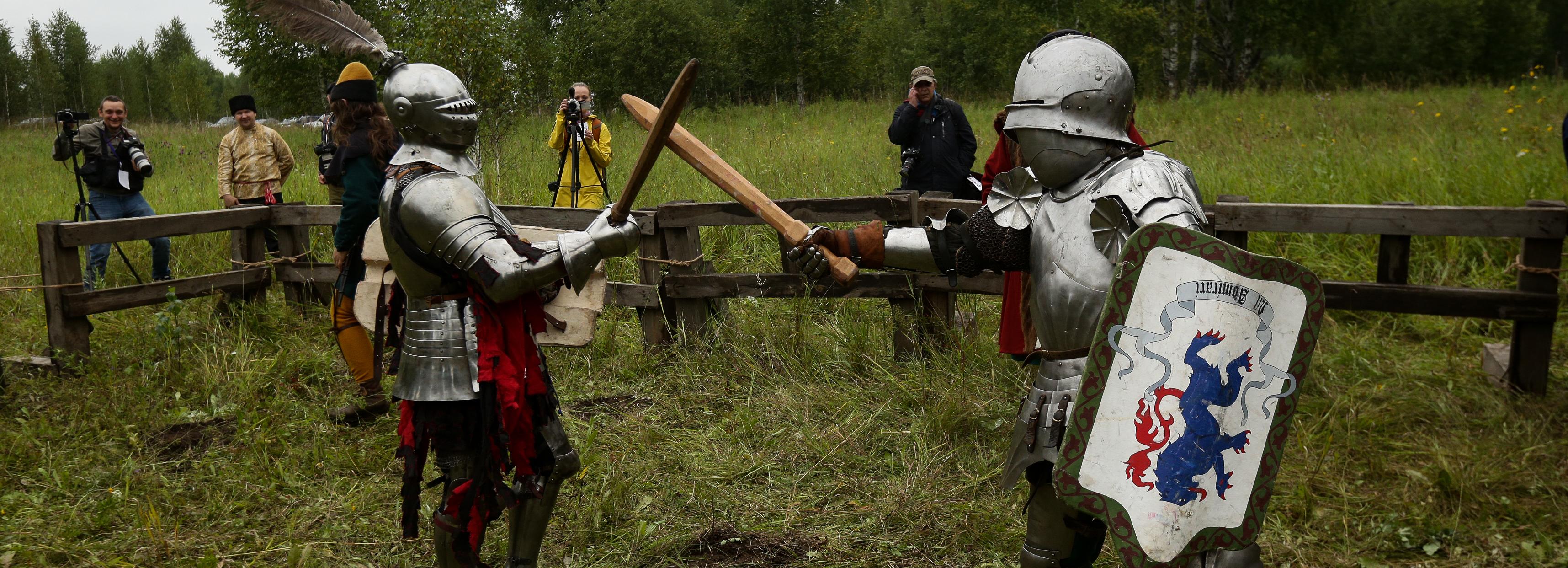 Т-34 в средневековье: под Новосибирском идёт фестиваль «Сибирский огонь»