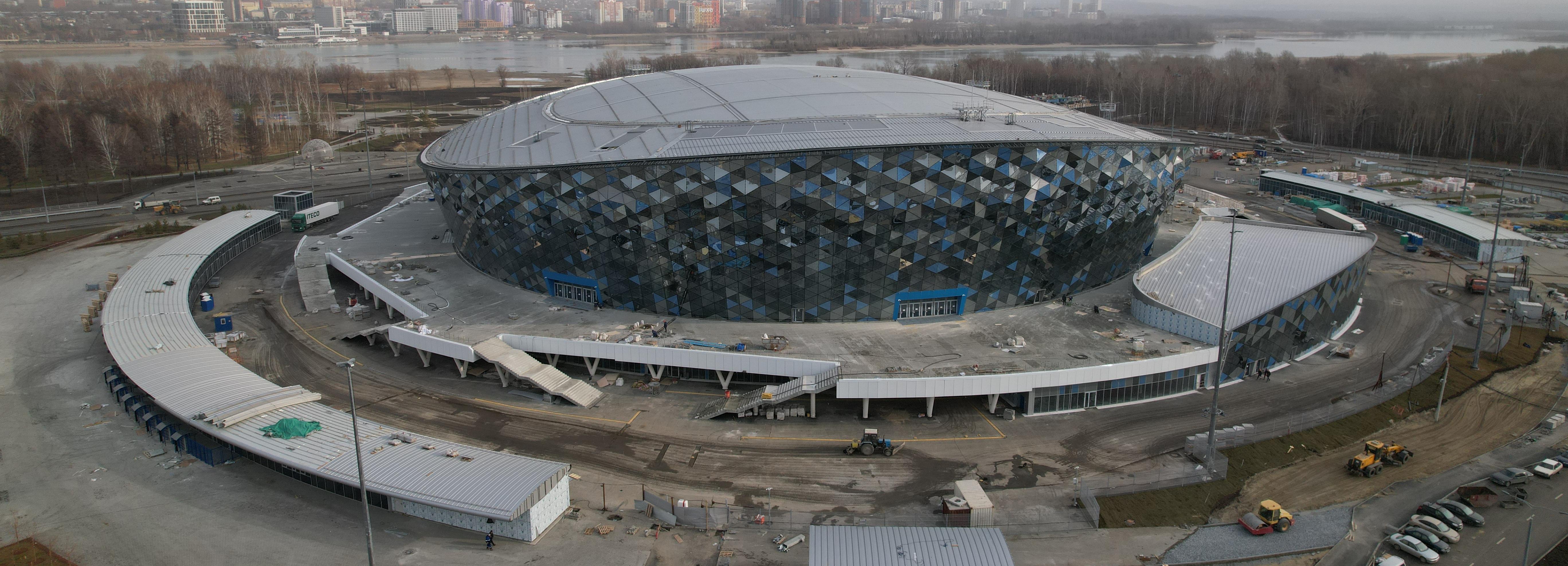 На новой ледовой арене в Новосибирске запускают вентиляцию