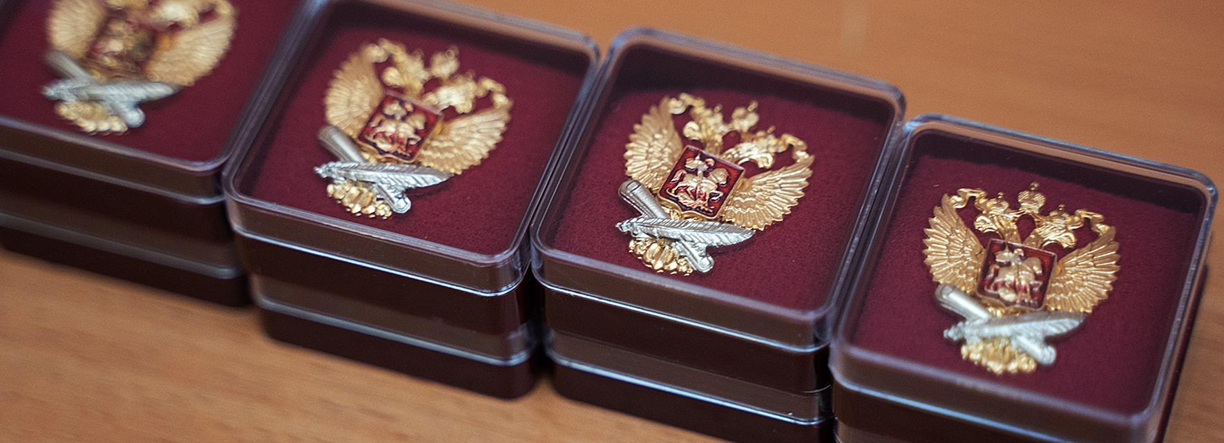 Больше 600 новосибирских педагогов наградят ко Дню учителя