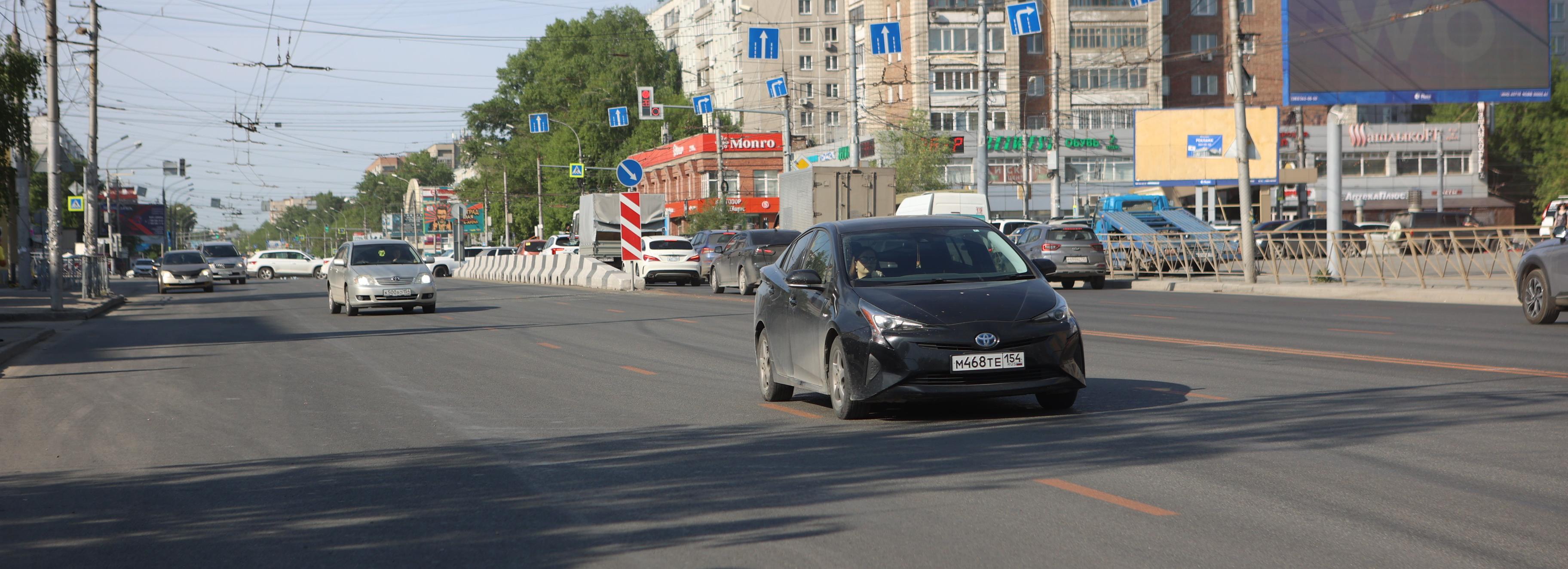 Мэр Кудрявцев: на Богаткова отремонтируют дорогу и восстановят газоны