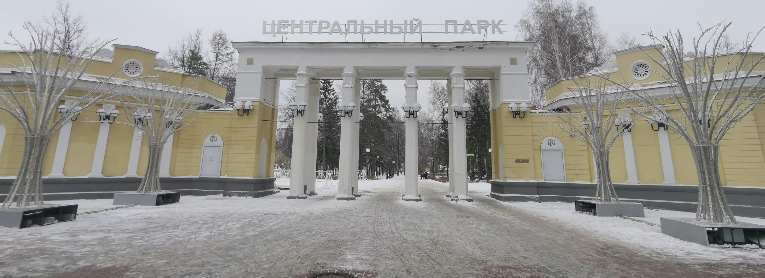 Новосибирская неделя: ремонт теплосетей, День матери и новогодний город