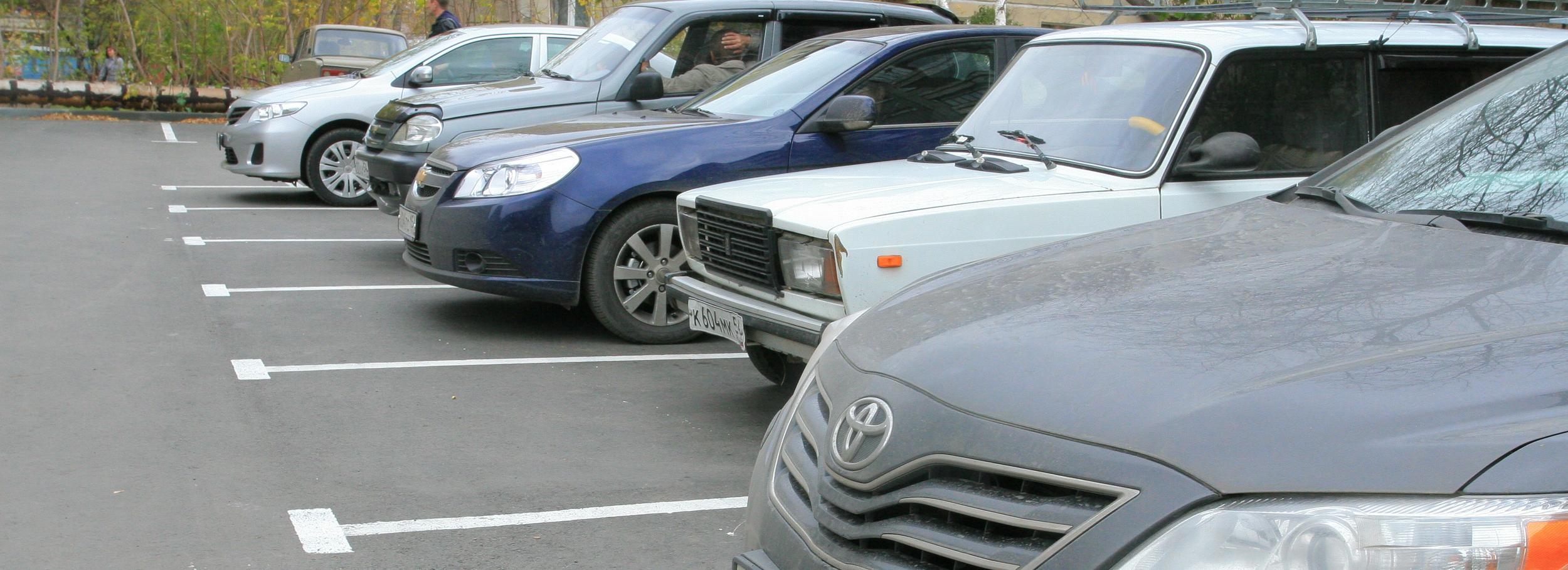 Застройщики об инициативе прокуратуры увеличить число гостевых парковок