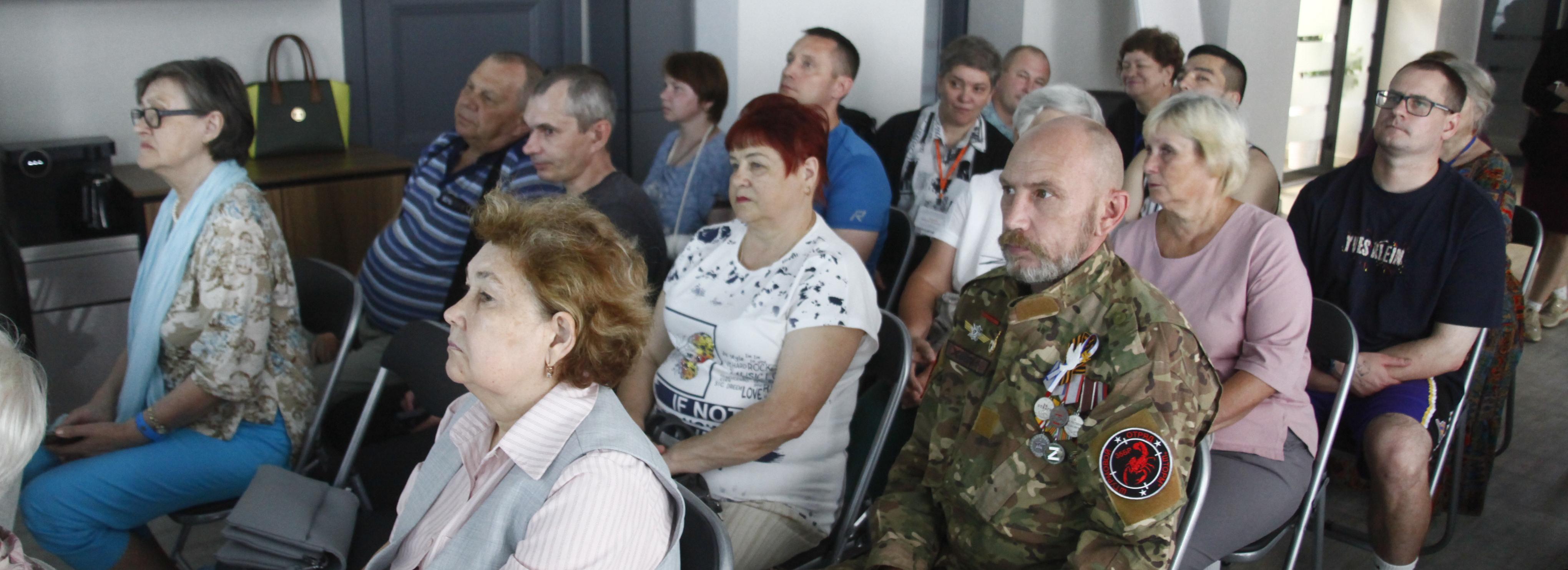 Сотрудники Сбербанка учат бойцов СВО составлять финансовые планы