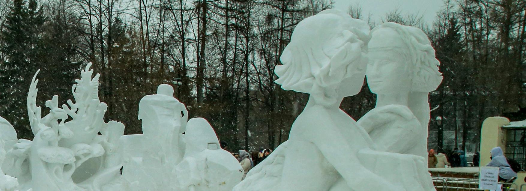 Разрушение снежной скульптуры прокомментировали в мэрии Новосибирска