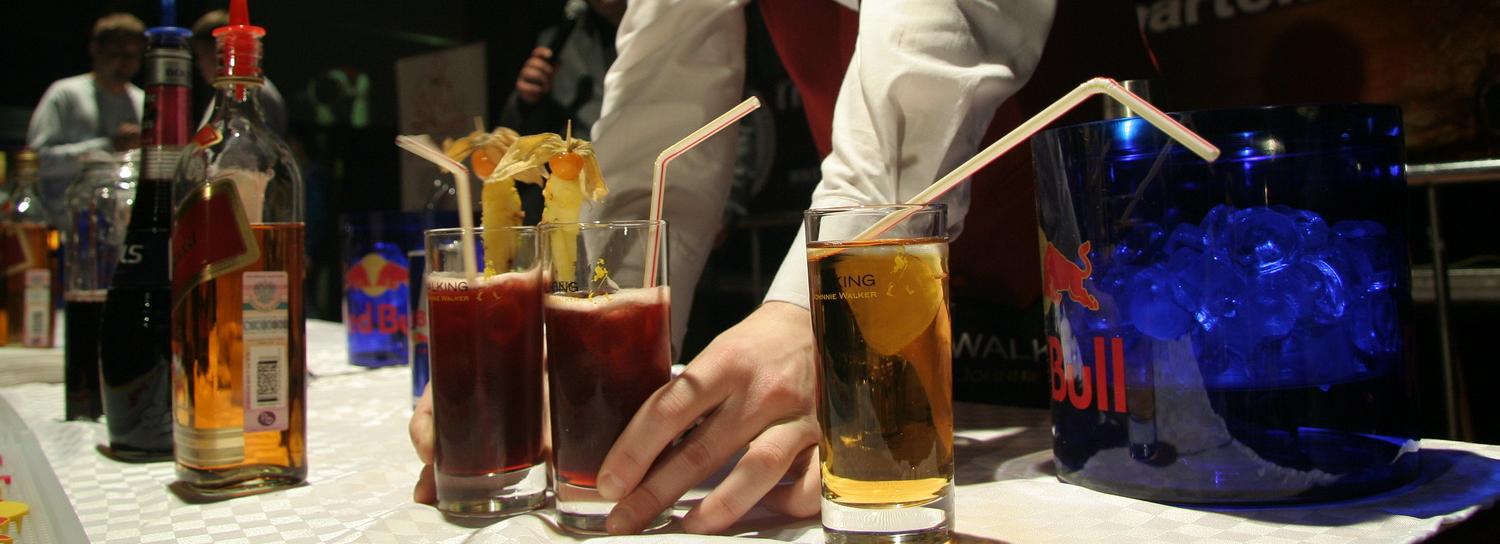 Барам и ресторанам в Новосибирске разрешат работать по ночам