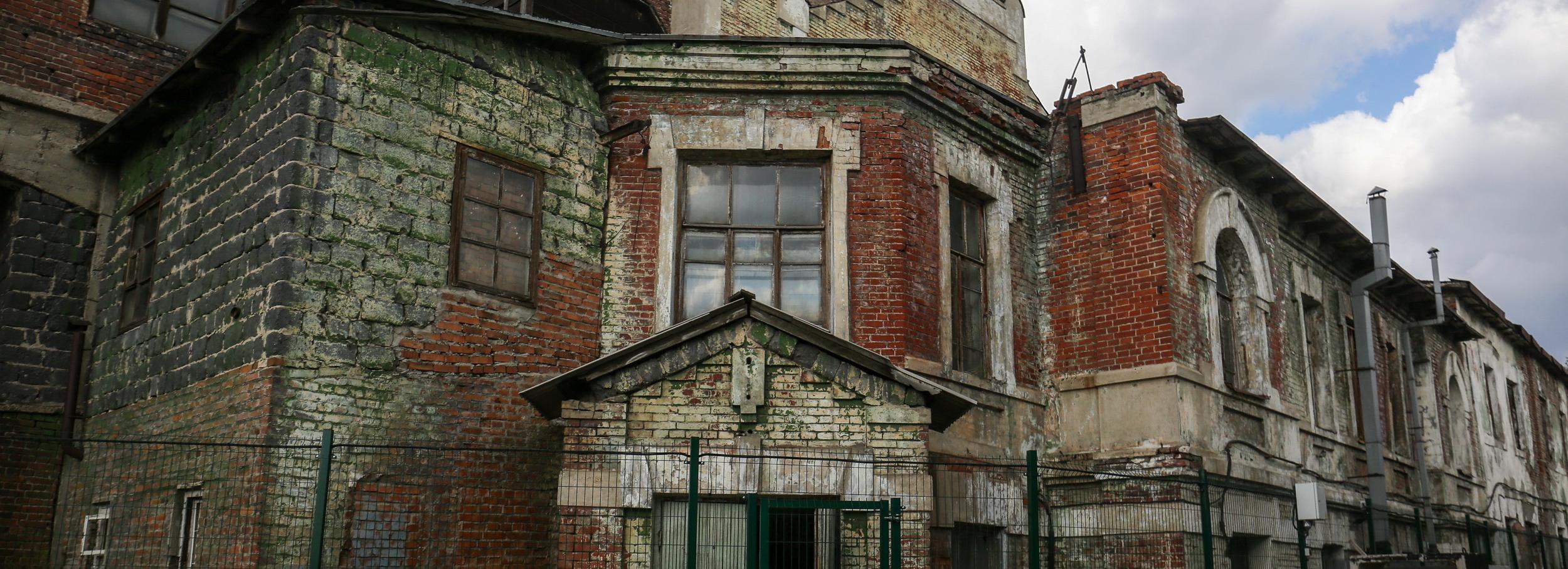 Стеклянным куполом предложили накрыть старинную ТЭЦ-1 в Новосибирске