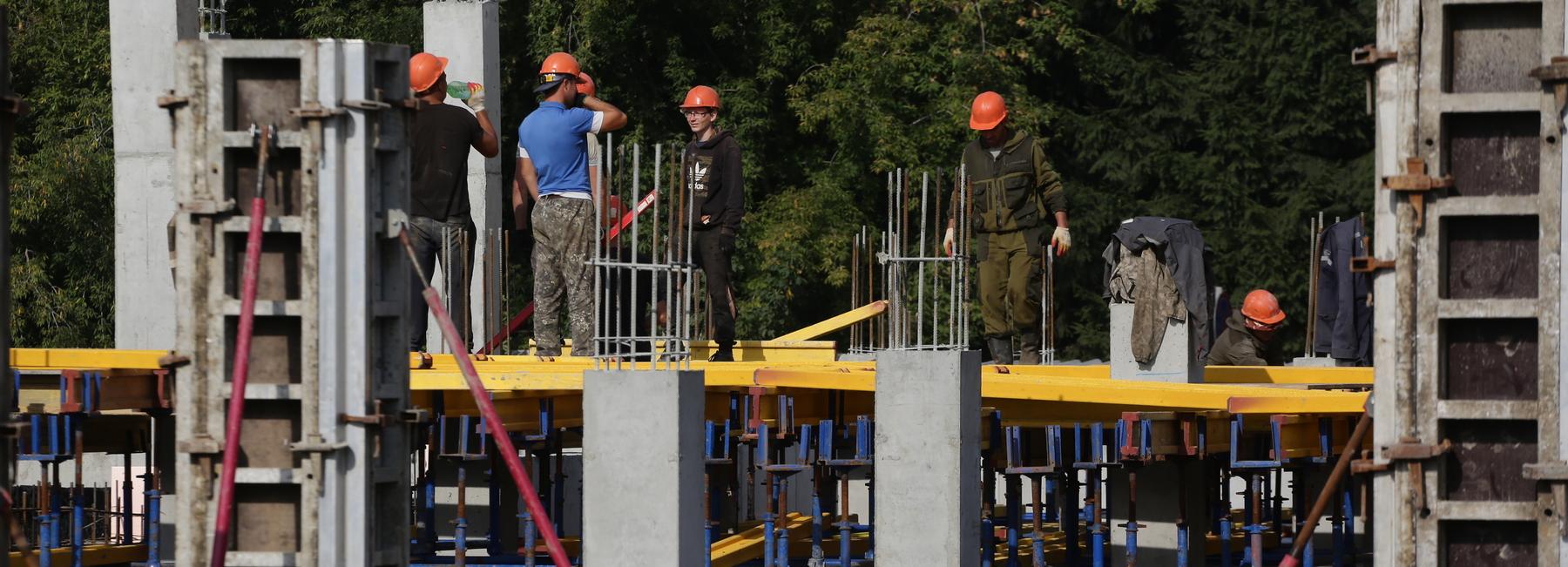 Бассейн СКА на Воинской достроит компания депутата Машкарина
