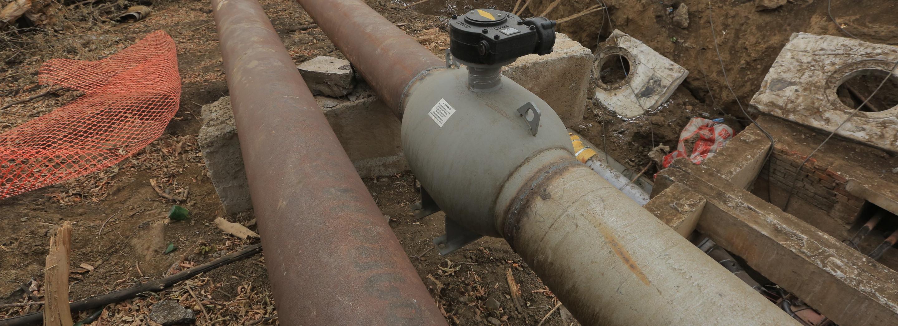 Затянувшийся ремонт теплотрассы продлил перекрытие улицы Спортивной